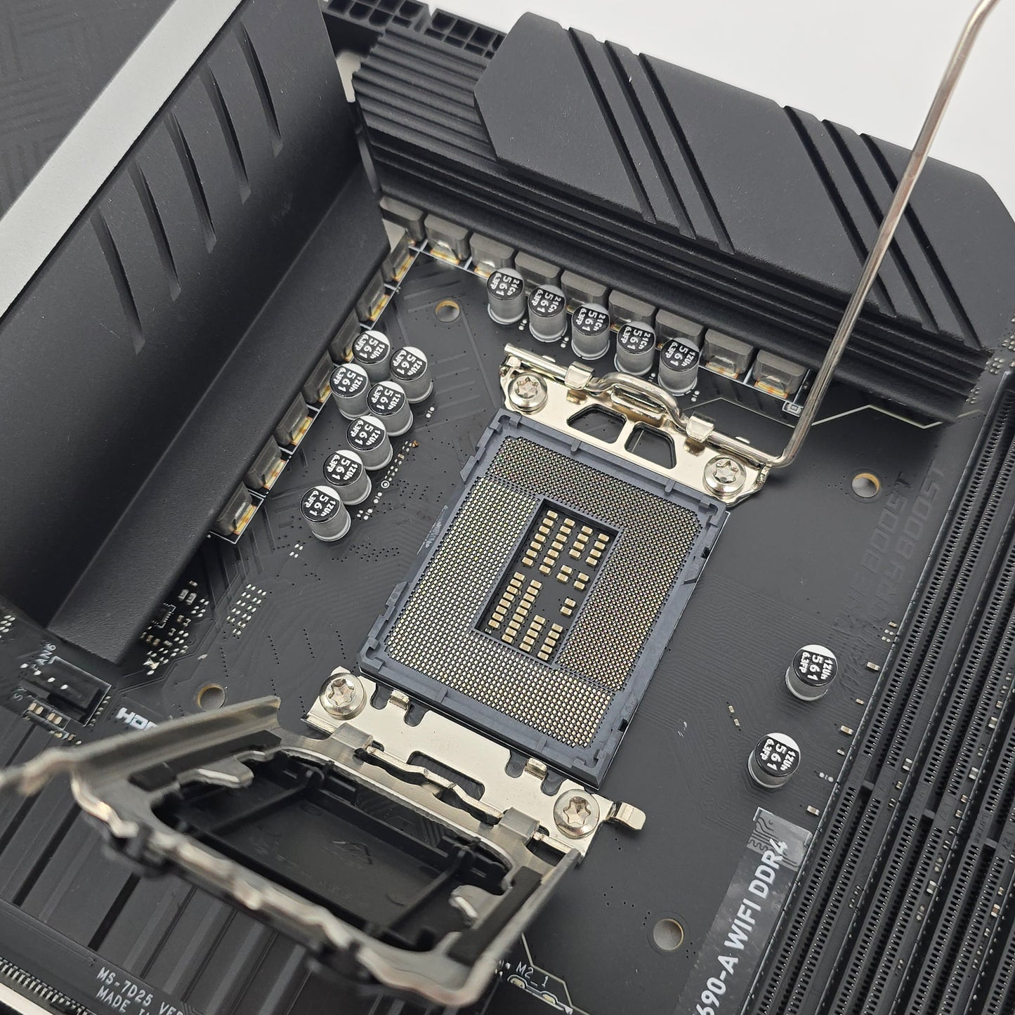MSI Z690-A Pro DDR4 WiFi Gaming Motherboard, Intel Socket LGA 1700