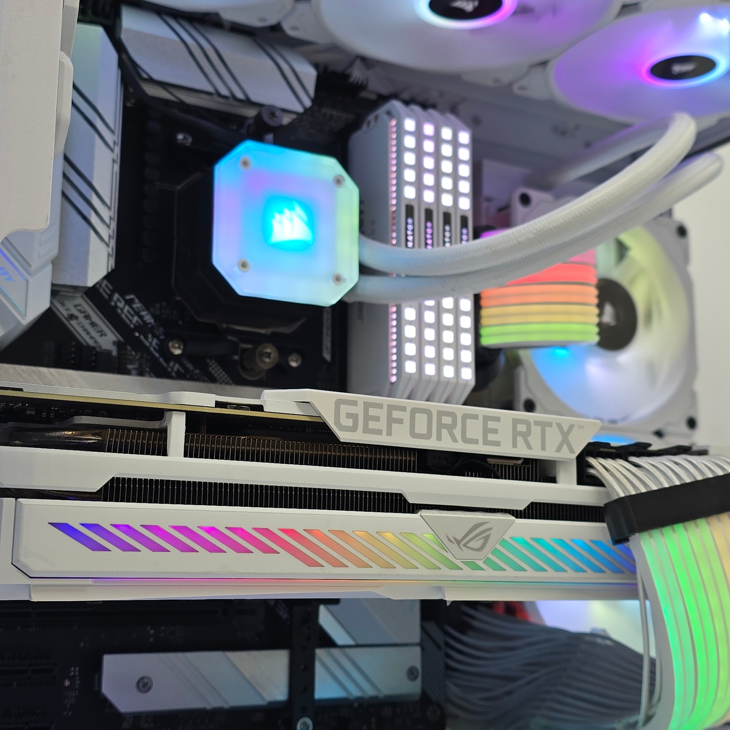 RTX 3080 ROG STRIX, Ryzen 7 5800X, 32GB Dominator Platinum, 1.5TB, Custom White Gaming PC