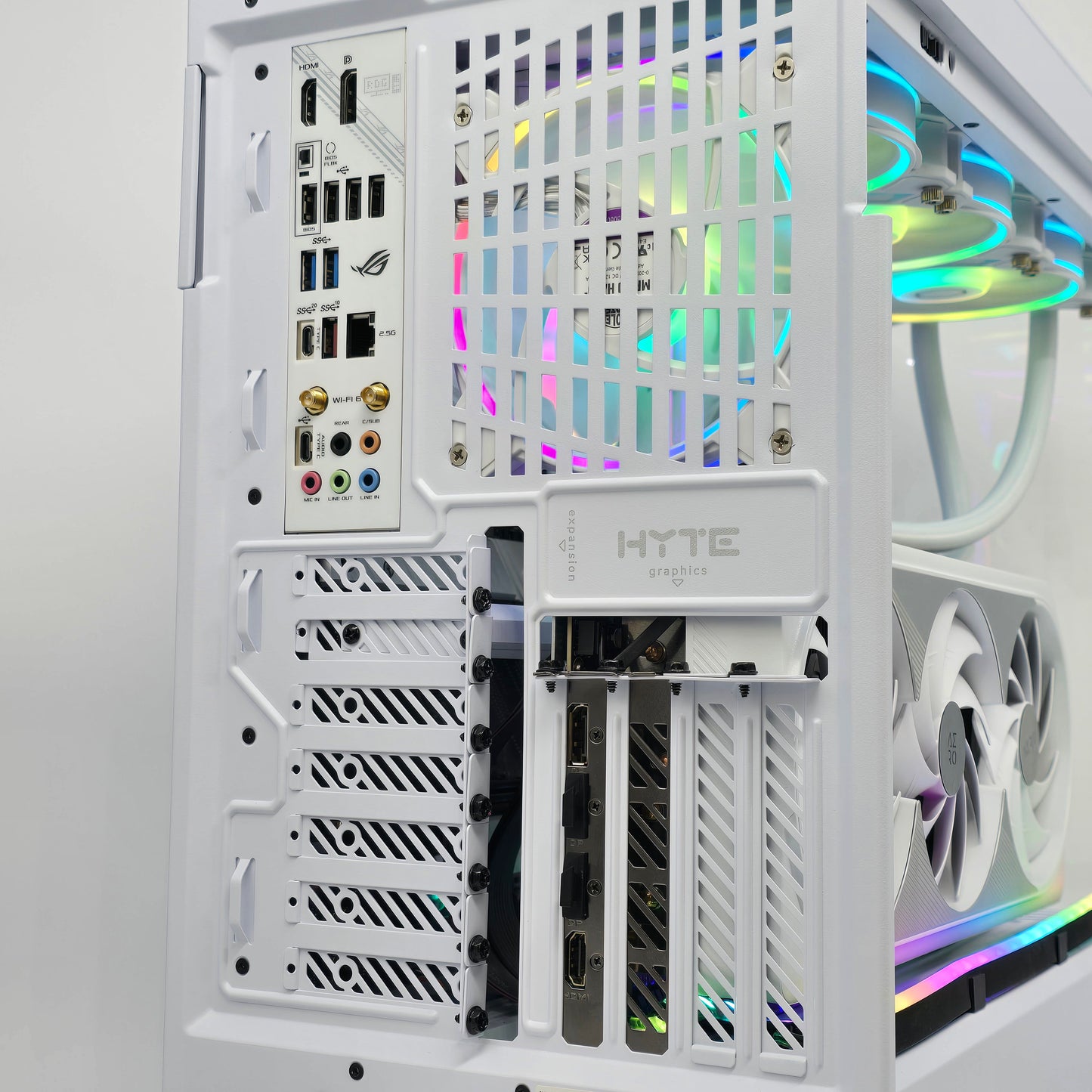RTX 4080 Aero OC, Intel i7-11700KF, 32GB RAM, 3TB NVMe, Custom White Liquid Cooled Gaming PC
