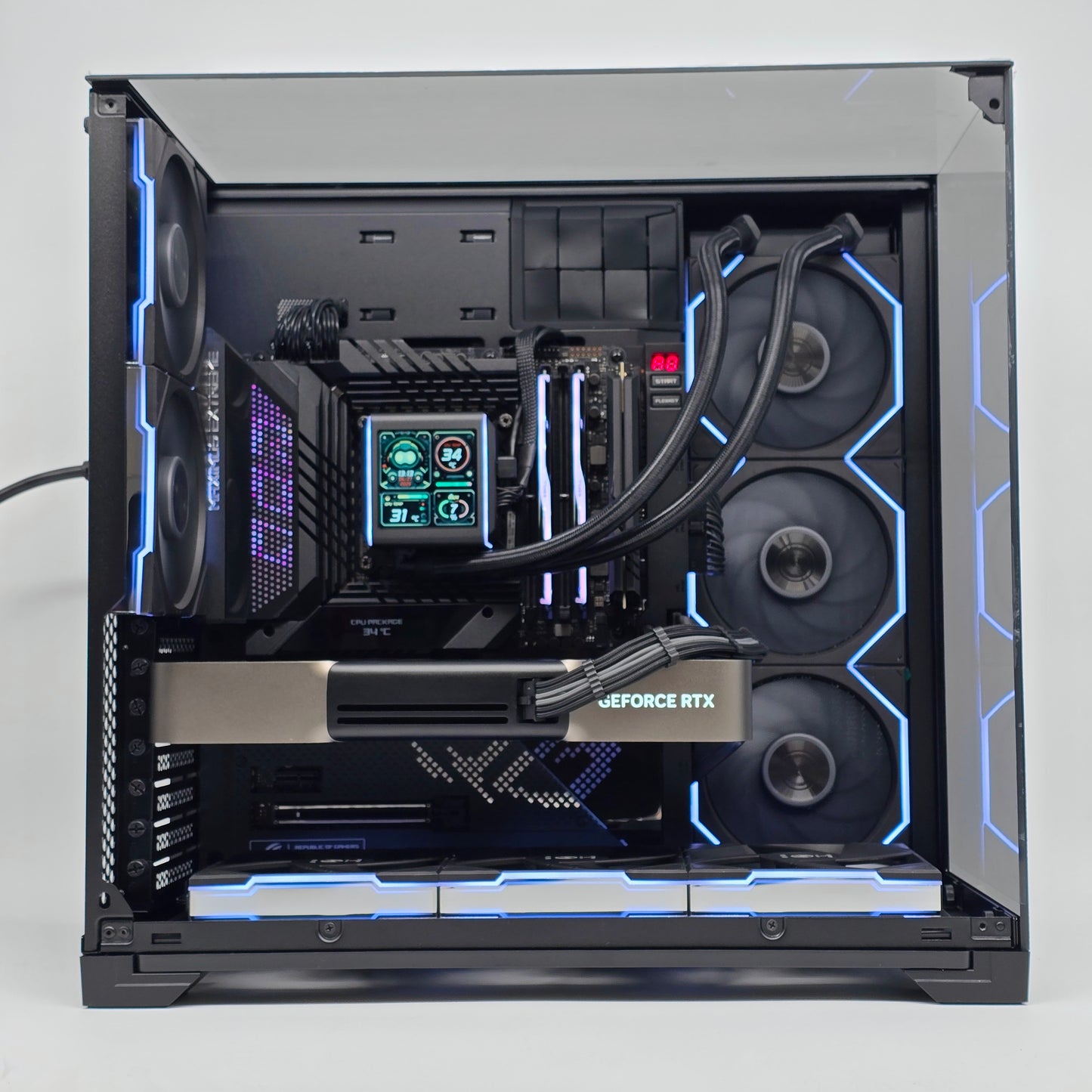 RTX 5080 FE, Intel i9-14900K, 64GB DDR5, 2TB 990 Pro NVMe, Custom Black Liquid Cooled Lian Li Gaming PC