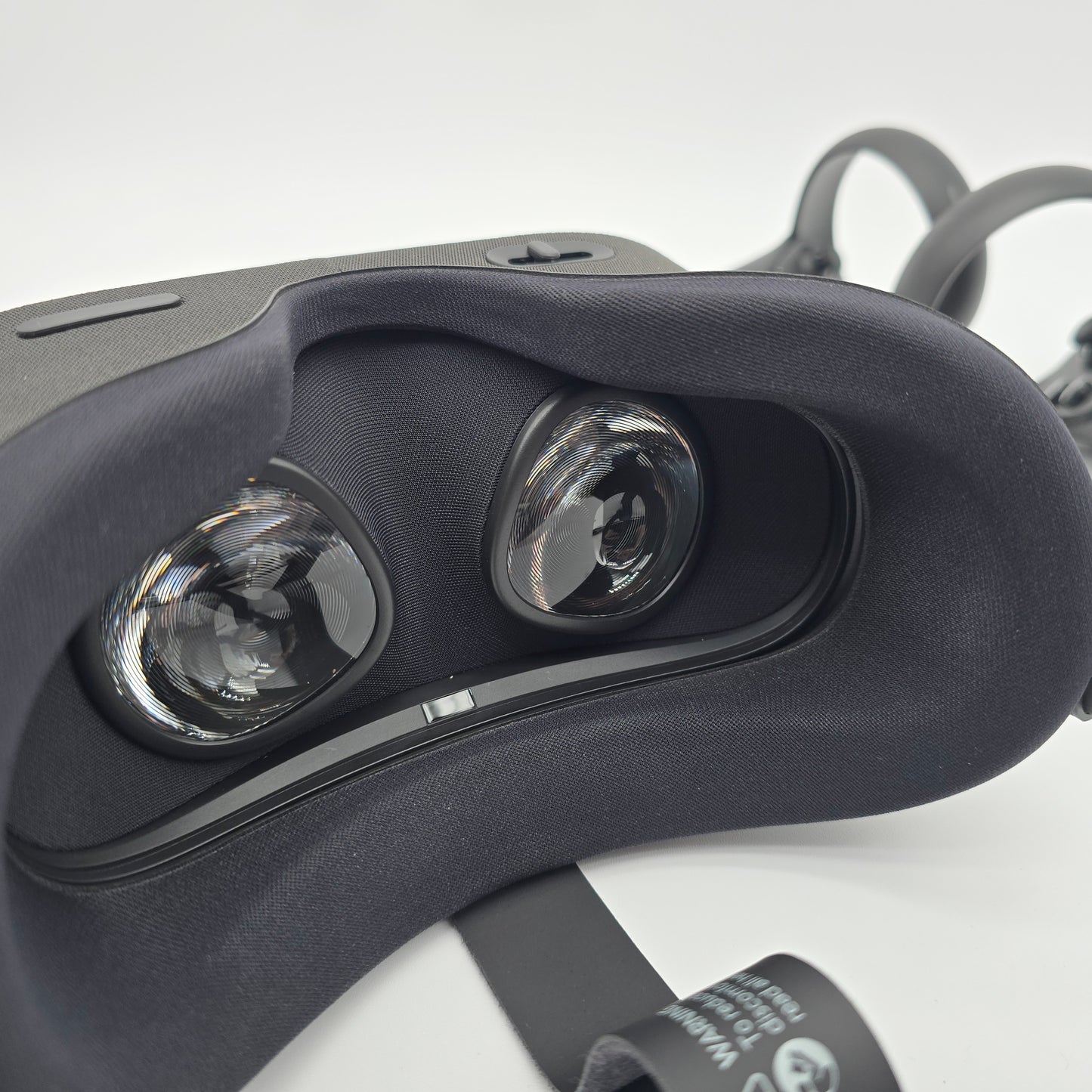 Oculus Quest 1 64GB, All-in-one Virtual Reality Headset with Controllers, OLED