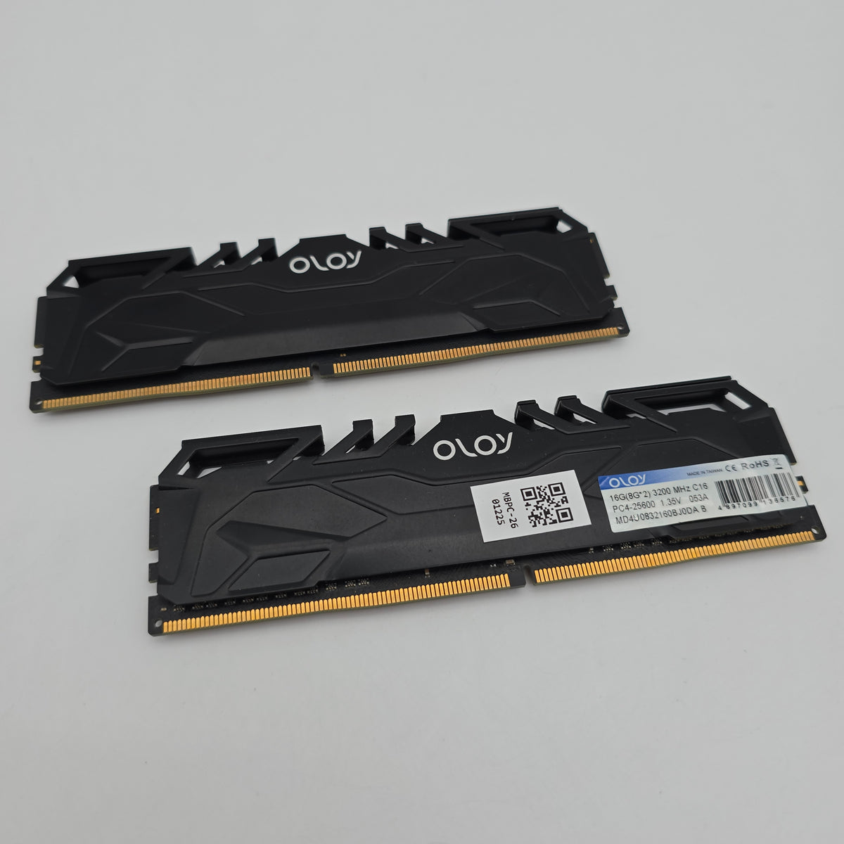 OLOY 16GB DDR4, 3200MHz, CL16, Desktop Gaming Memory RAM (2x8GB)