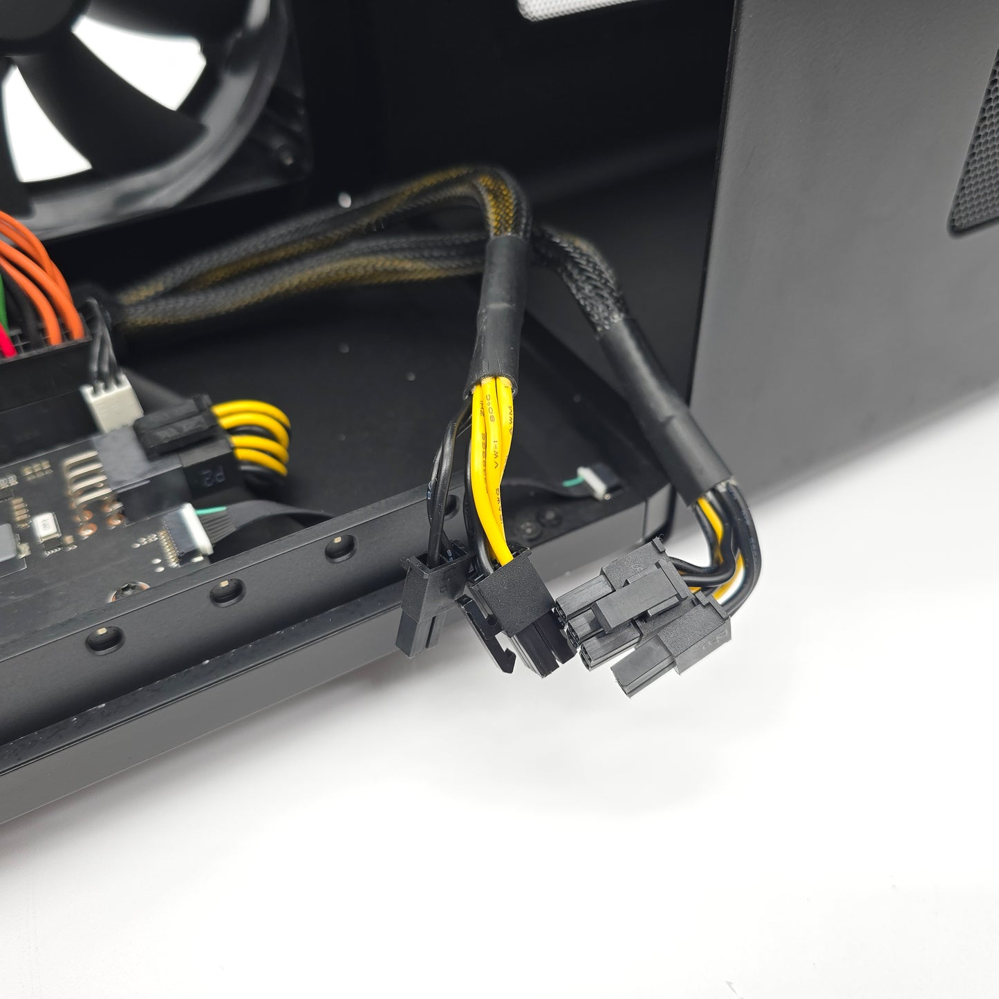 Razer Core X Chroma eGPU, Aluminum External GPU Enclosure w/ Thunderbolt for Laptop, Windows, Mac
