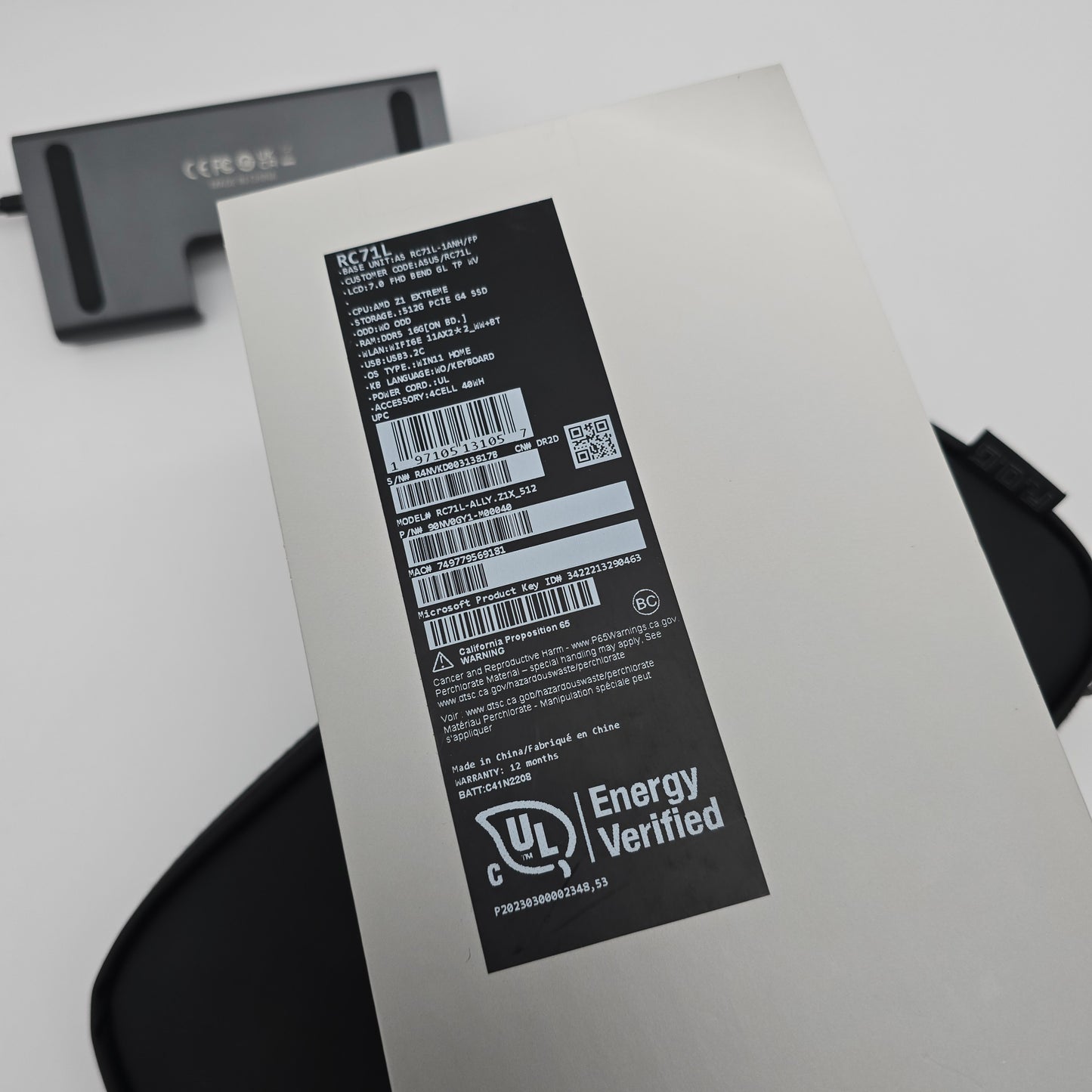 ASUS ROG Ally Z1 Extreme w/ 512GB NVMe SSD, Carrying Case, Charger, Dock