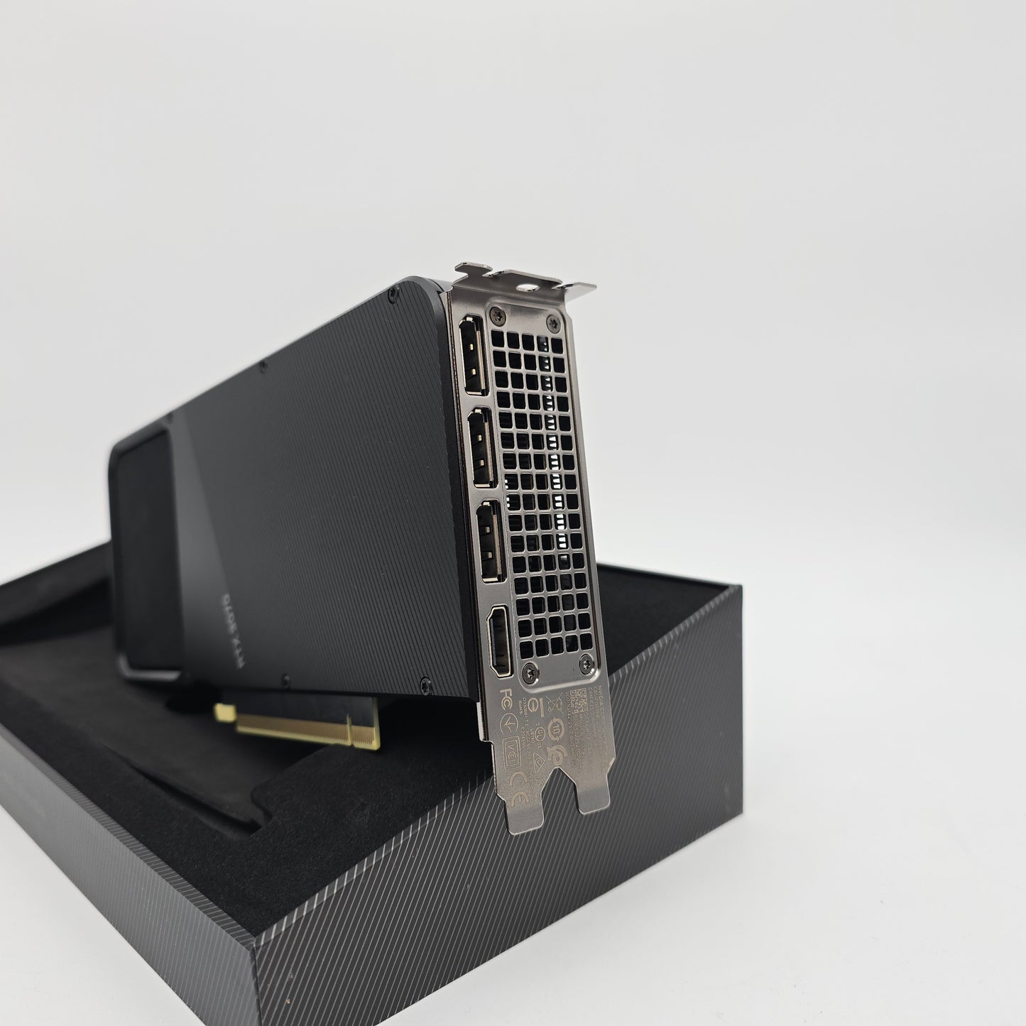 RTX 3070 Founders Edition 8GB, NVIDIA Gaming Graphics Card GPU