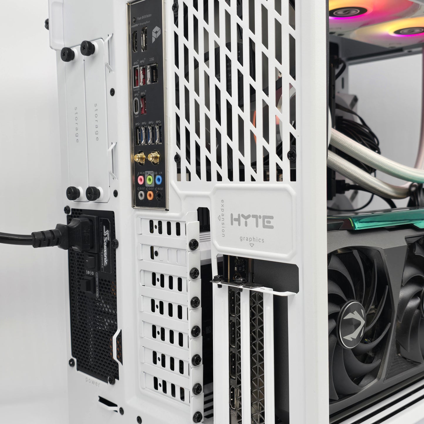 NVIDIA RTX 3090Ti, AMD Ryzen 7 7800X3D, 32GB DDR5, 3TB NVMe, Custom White Liquid Cooled Gaming PC