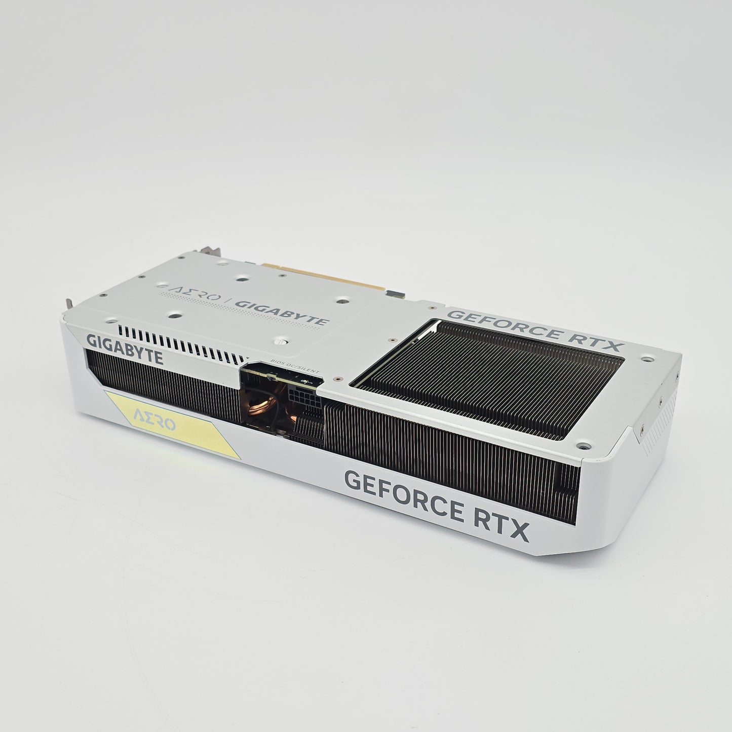 RTX 4070 Gigabyte Aero OC White 12GB, NVIDIA Gaming Graphics Card GPU