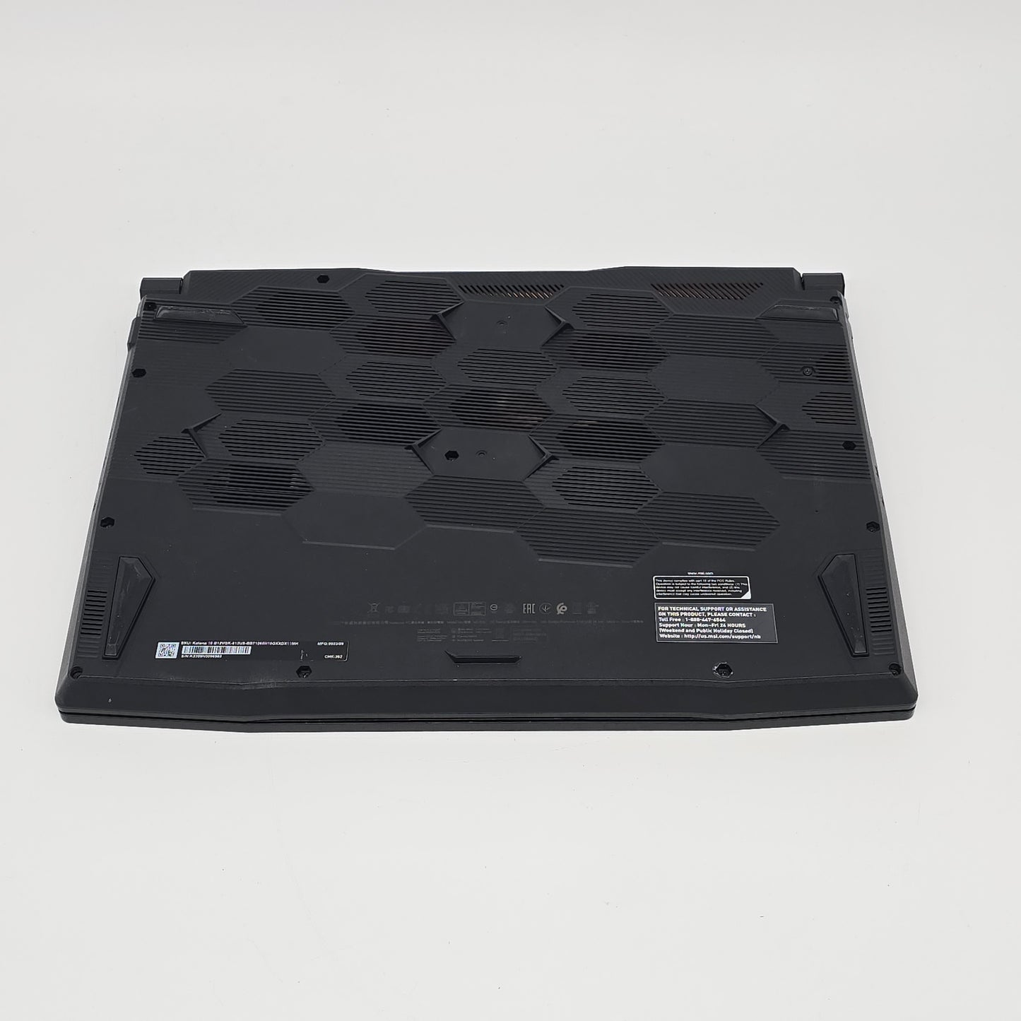MSI Katana 15, RTX 4070, 64GB RAM, Intel i7-12650H, 3TB NVMe, 144Hz FHD Screen Gaming Laptop