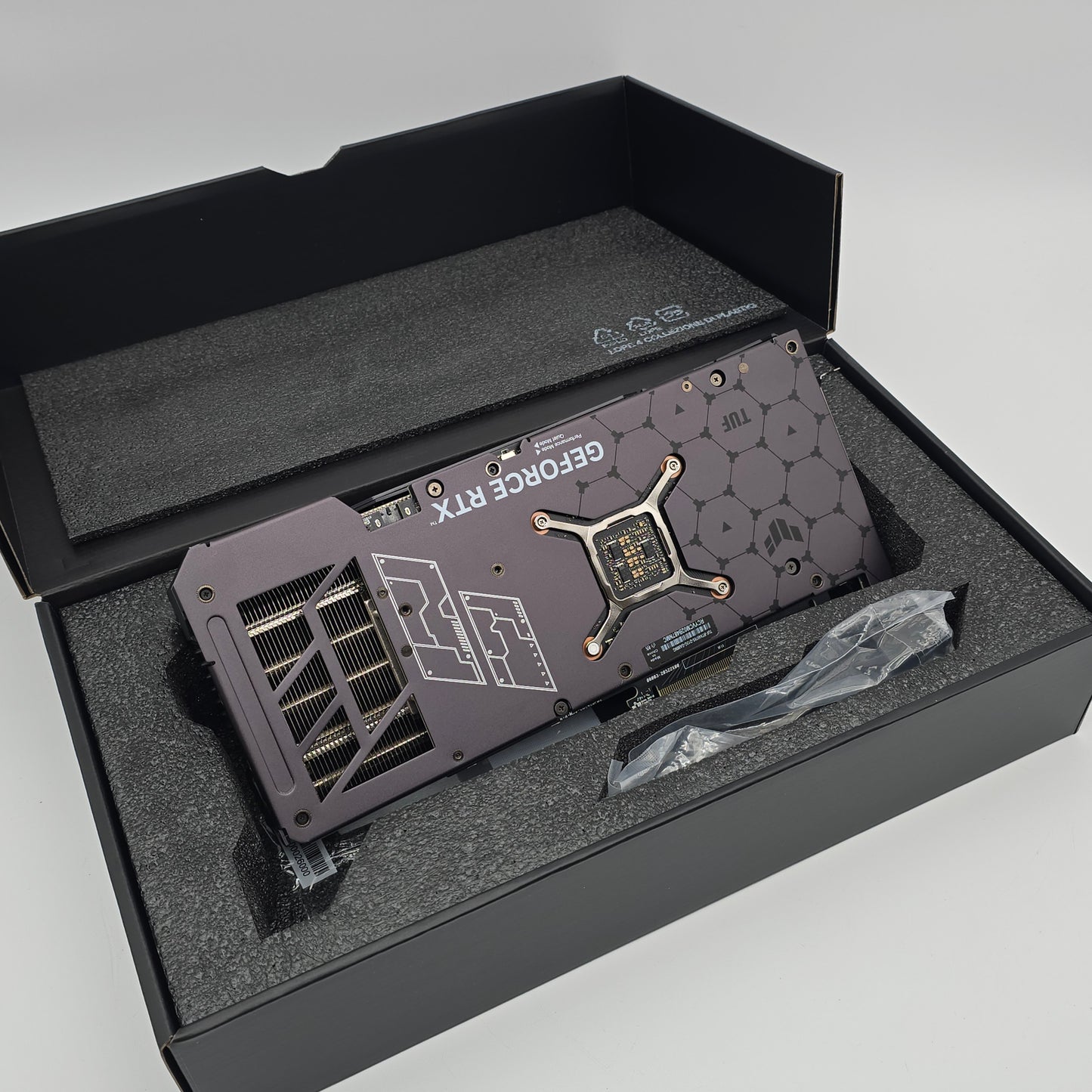 RTX 4070 Super ASUS TUF OC 12GB, NVIDIA Gaming Graphics Card GPU