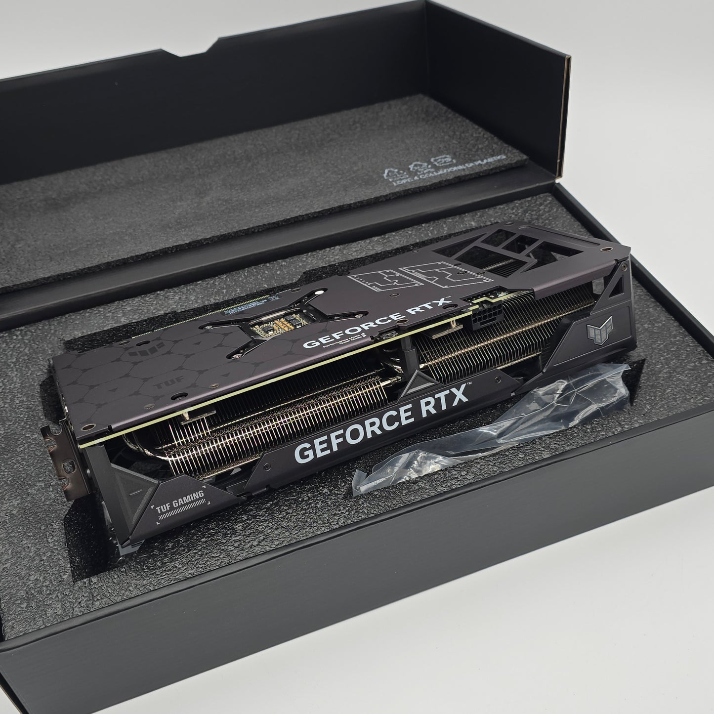 RTX 4070 Super ASUS TUF OC 12GB, NVIDIA Gaming Graphics Card GPU