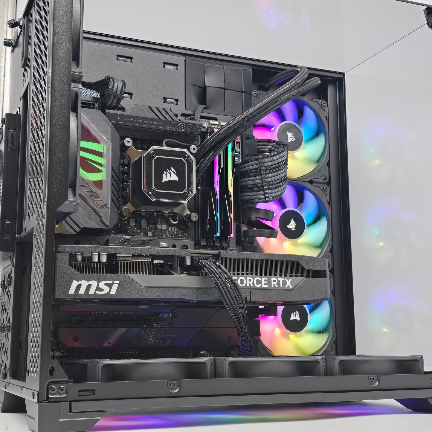 RTX 5070 Ti, Intel i9-14900K, 32GB DDR5, 2TB NVMe, Custom Liquid Cooled Gaming PC