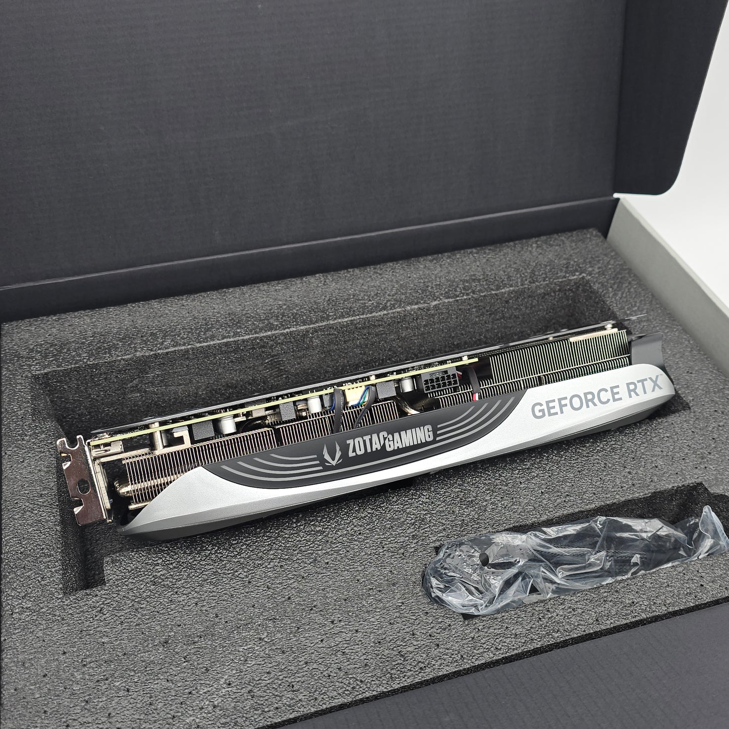 RTX 4070Ti Zotac Trinity OC 12GB, NVIDIA Gaming Graphics Card GPU