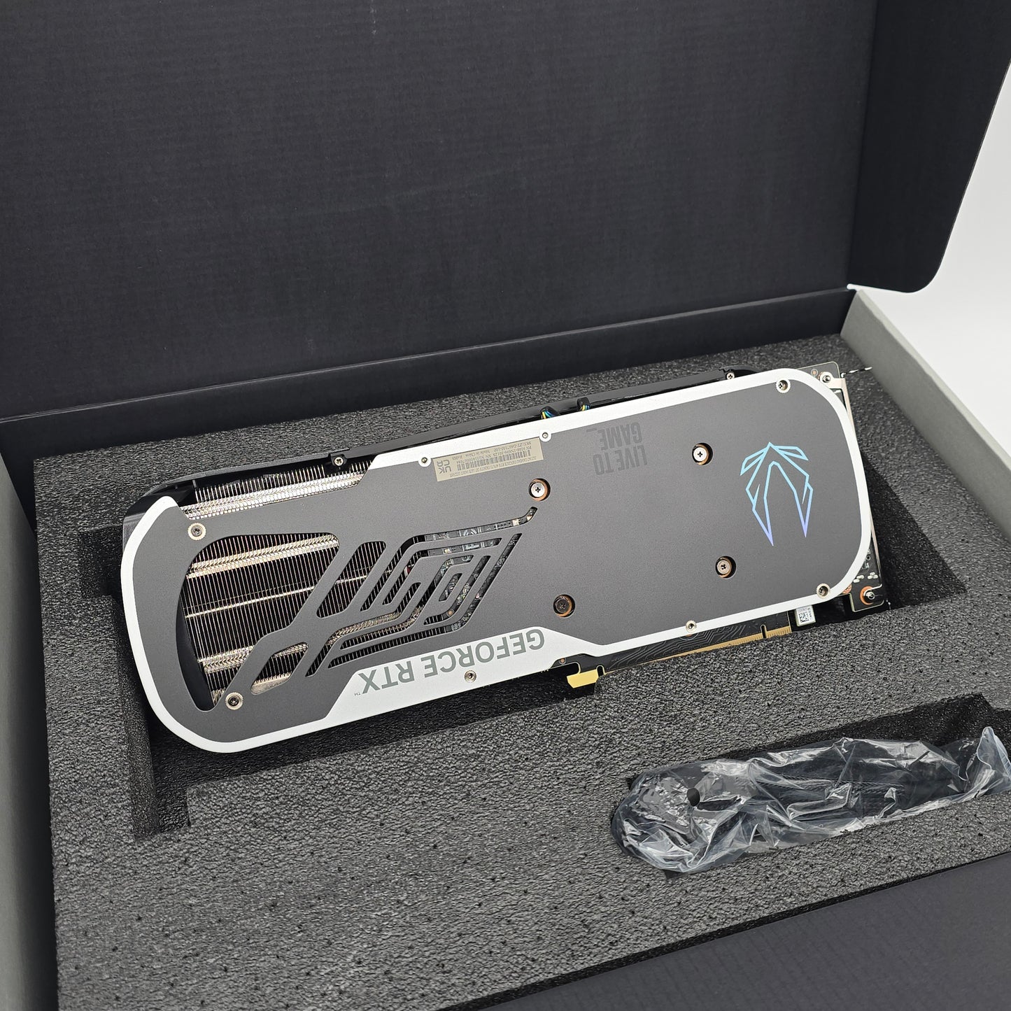RTX 4070Ti Zotac Trinity OC 12GB, NVIDIA Gaming Graphics Card GPU