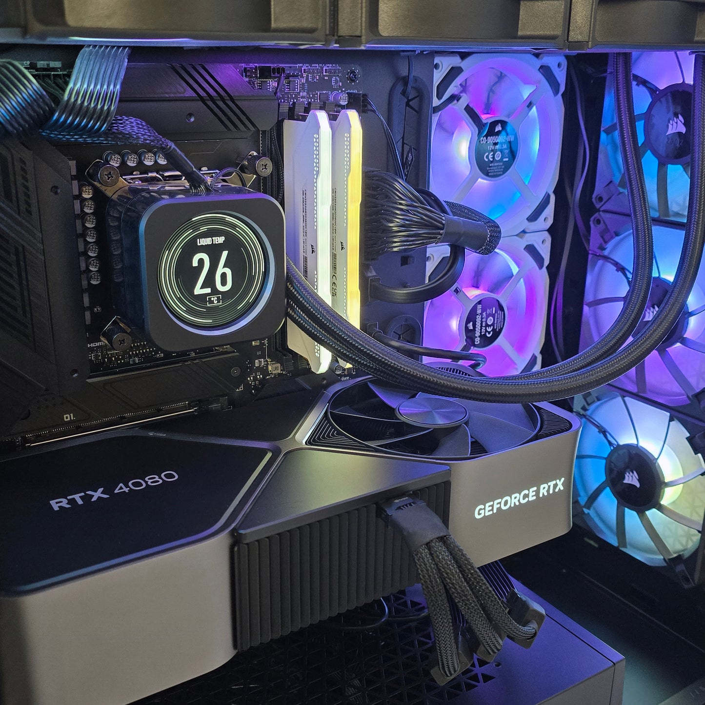 RTX 4080, Intel i7-13700K, 32GB RAM, LCD AIO Liquid Cooled Custom Gaming PC