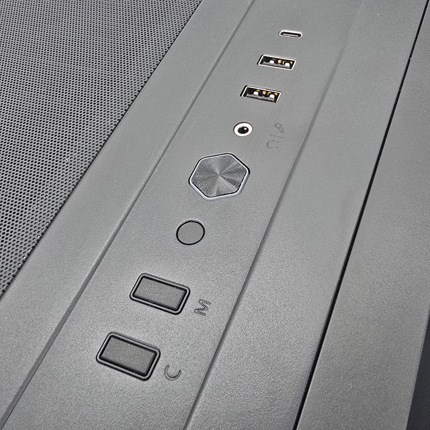 RTX 4080 Super, Intel Core i9-14900K, 32GB DDR5, 2TB NVMe, Pre-owned Gaming Desktop PC