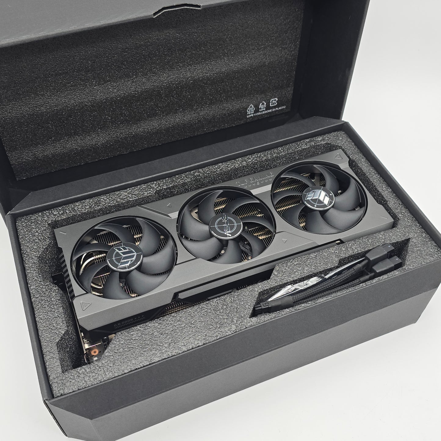 RTX 4080 Super ASUS TUF OC 16GB, NVIDIA Gaming Graphics Card GPU