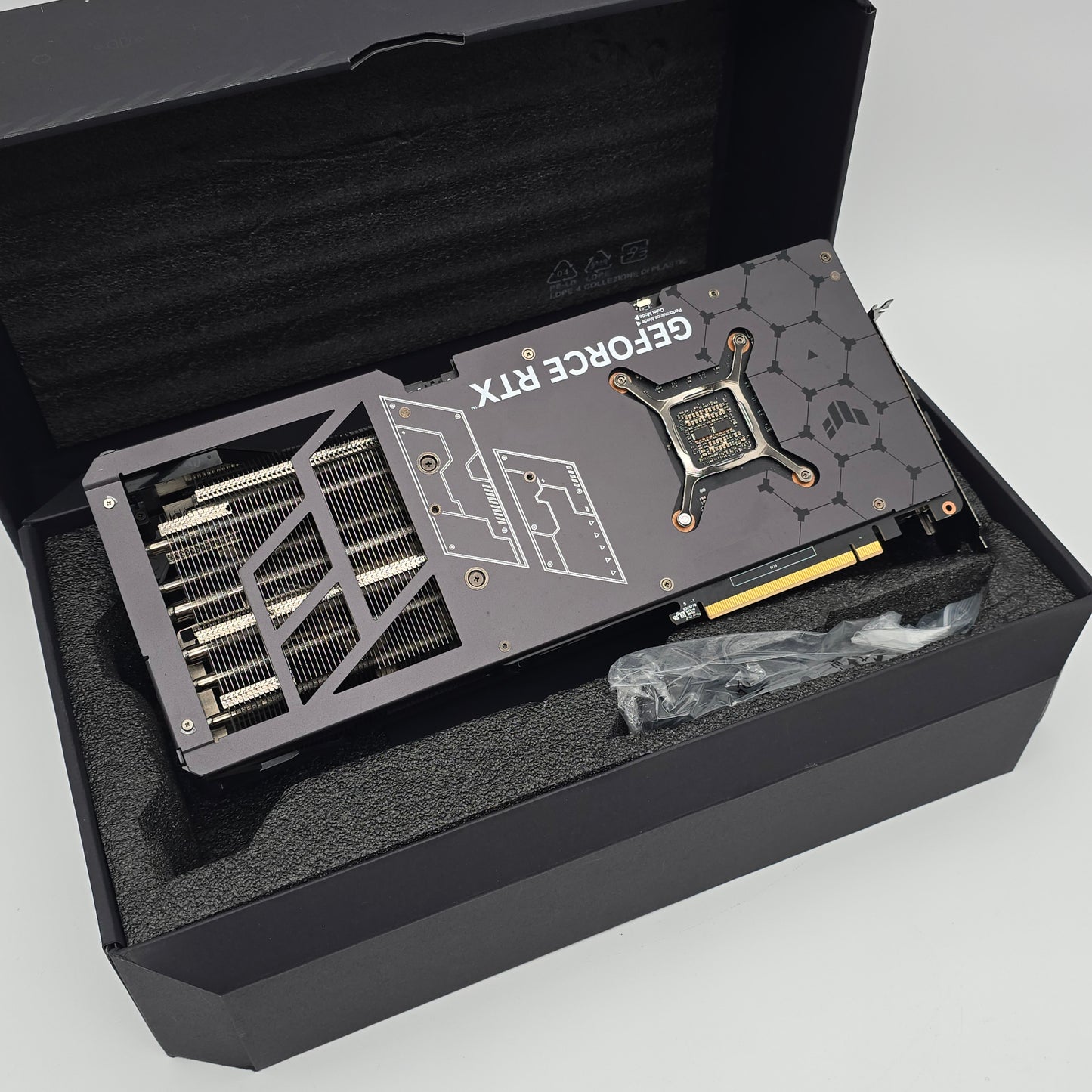 RTX 4080 Super ASUS TUF OC 16GB, NVIDIA Gaming Graphics Card GPU