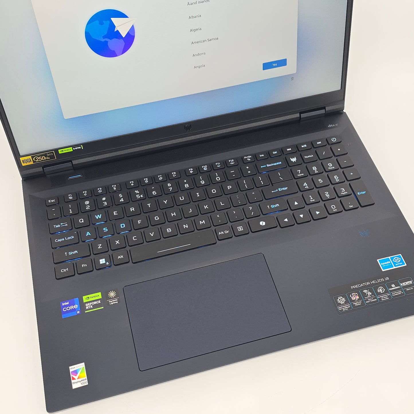 Acer Predator Helios 18, RTX 4090, Intel i9-14900HX, 32GB DDR5, 240Hz QHD+ Gaming Laptop