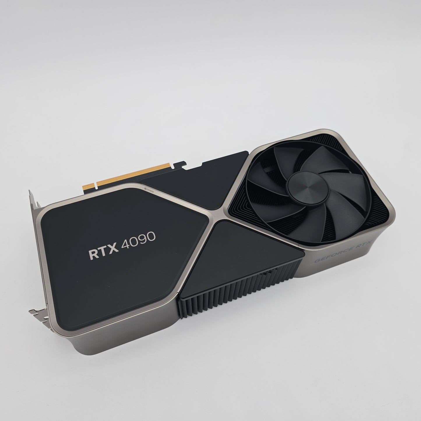 RTX 4090 Founders Edition FE 24GB, NVIDIA Gaming Graphics Card GPU