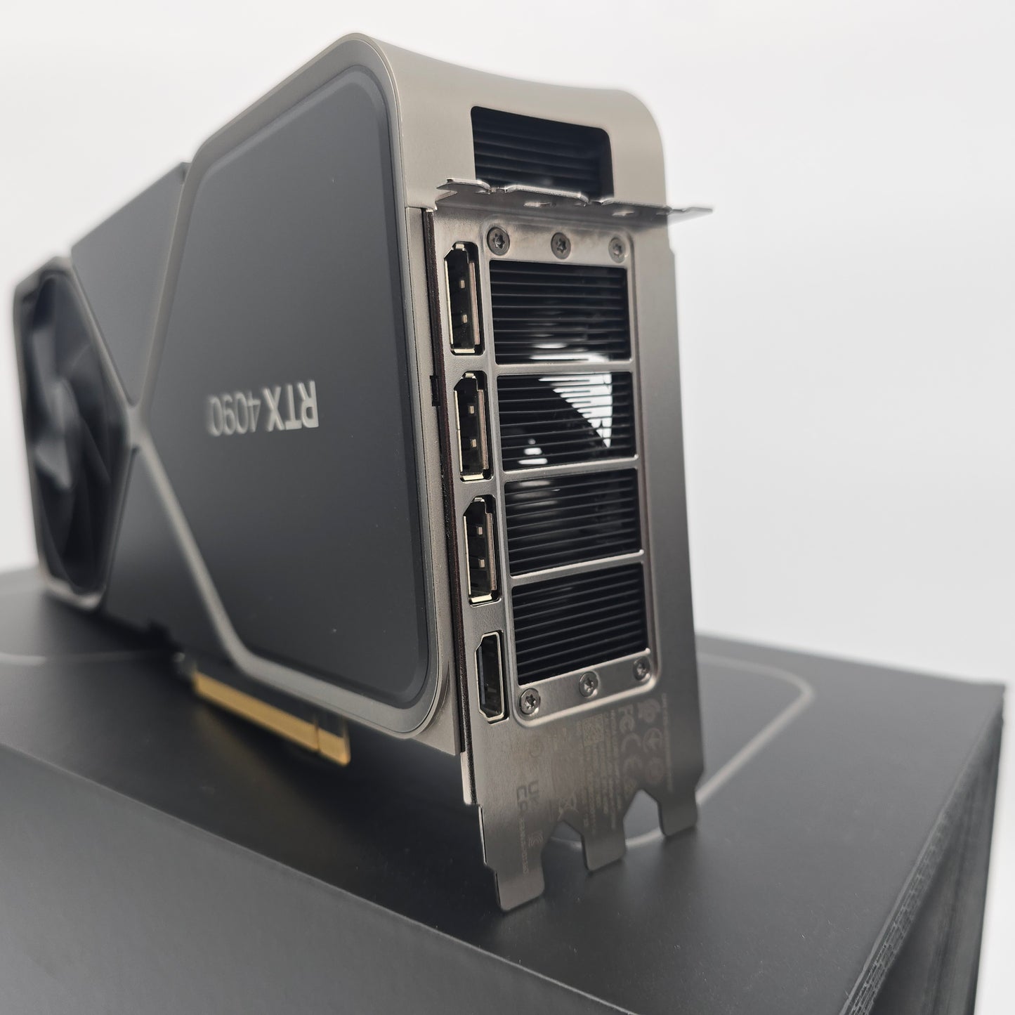 RTX 4090 Founders Edition FE 24GB, NVIDIA Gaming Graphics Card GPU
