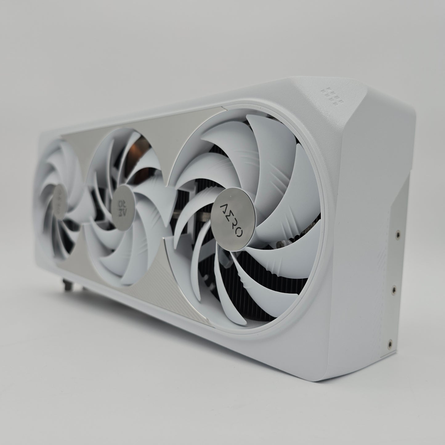 RTX 4090 Gigabyte Aero OC White 24GB, NVIDIA Gaming Graphics Card GPU