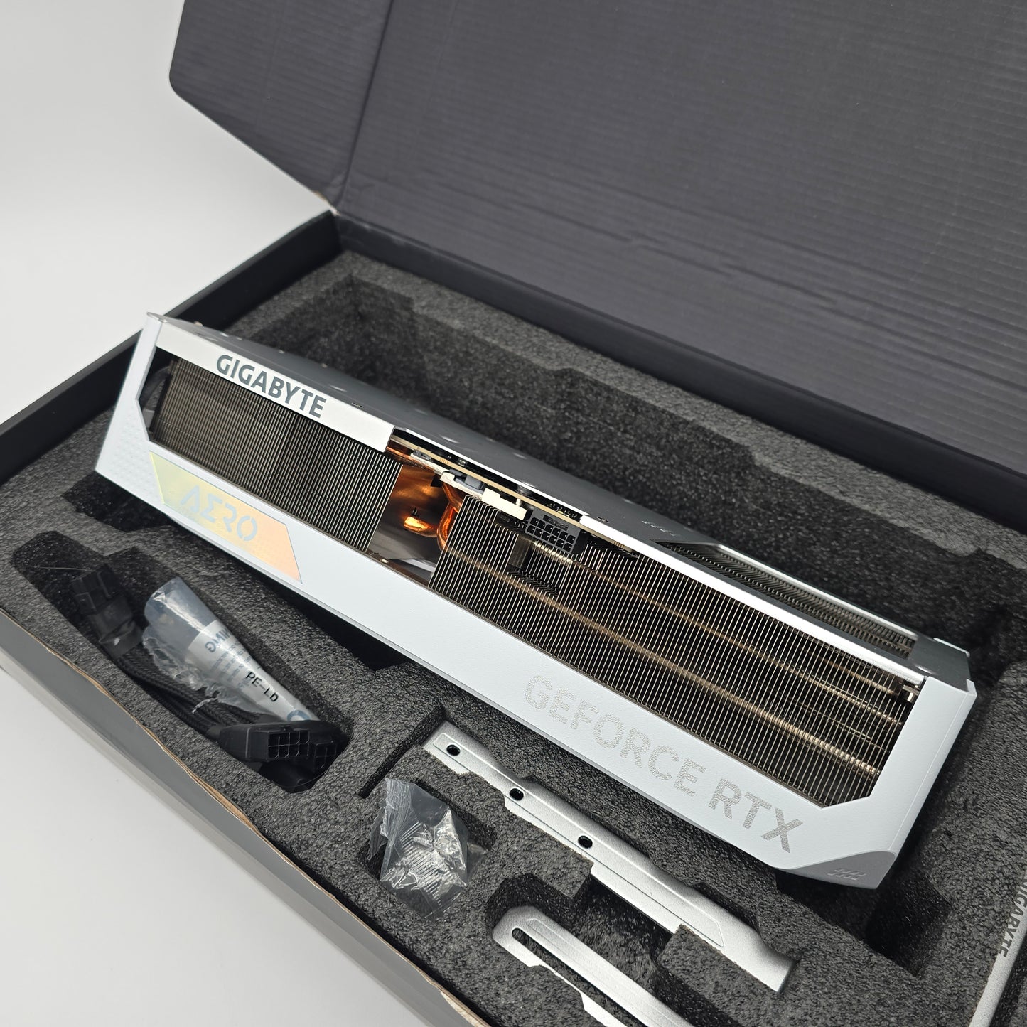 RTX 4090 Gigabyte AERO OC 24GB White, NVIDIA Gaming Graphics Card GPU