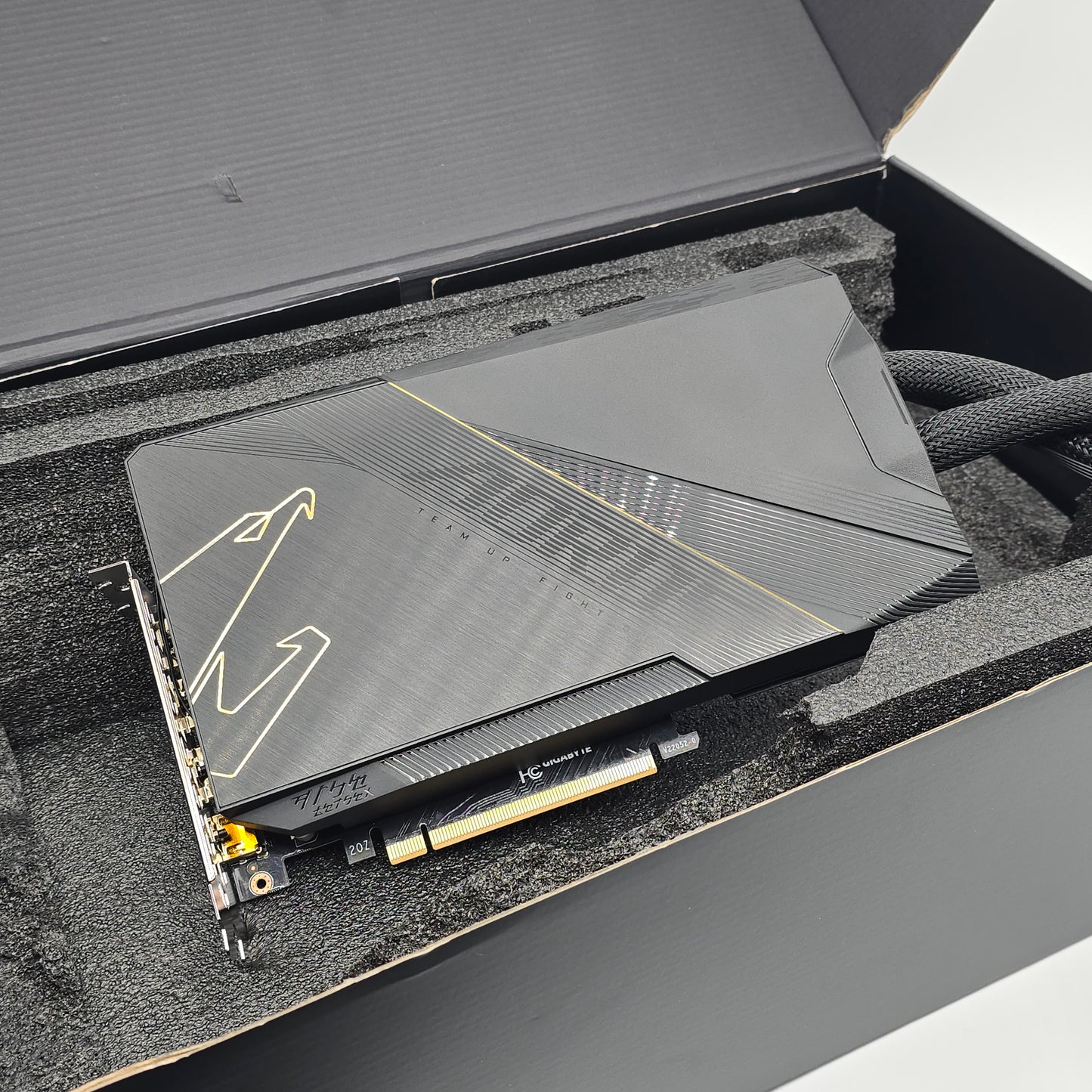 RTX 4090 Gigabyte Aorus XTREME 24GB, NVIDIA Gaming Graphics Card GPU AIO Liquid Cooled