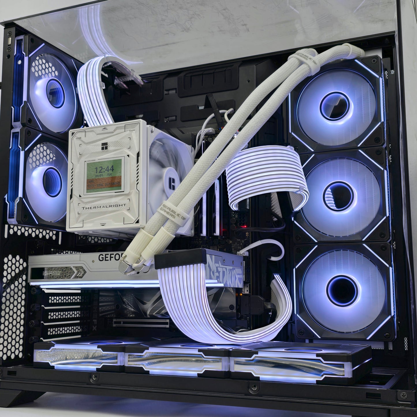 RTX 4090, Ryzen 7 9800X3D, 64GB DDR5, 2TB Gen 5 NVMe, ROG X870E, Custom Gaming PC