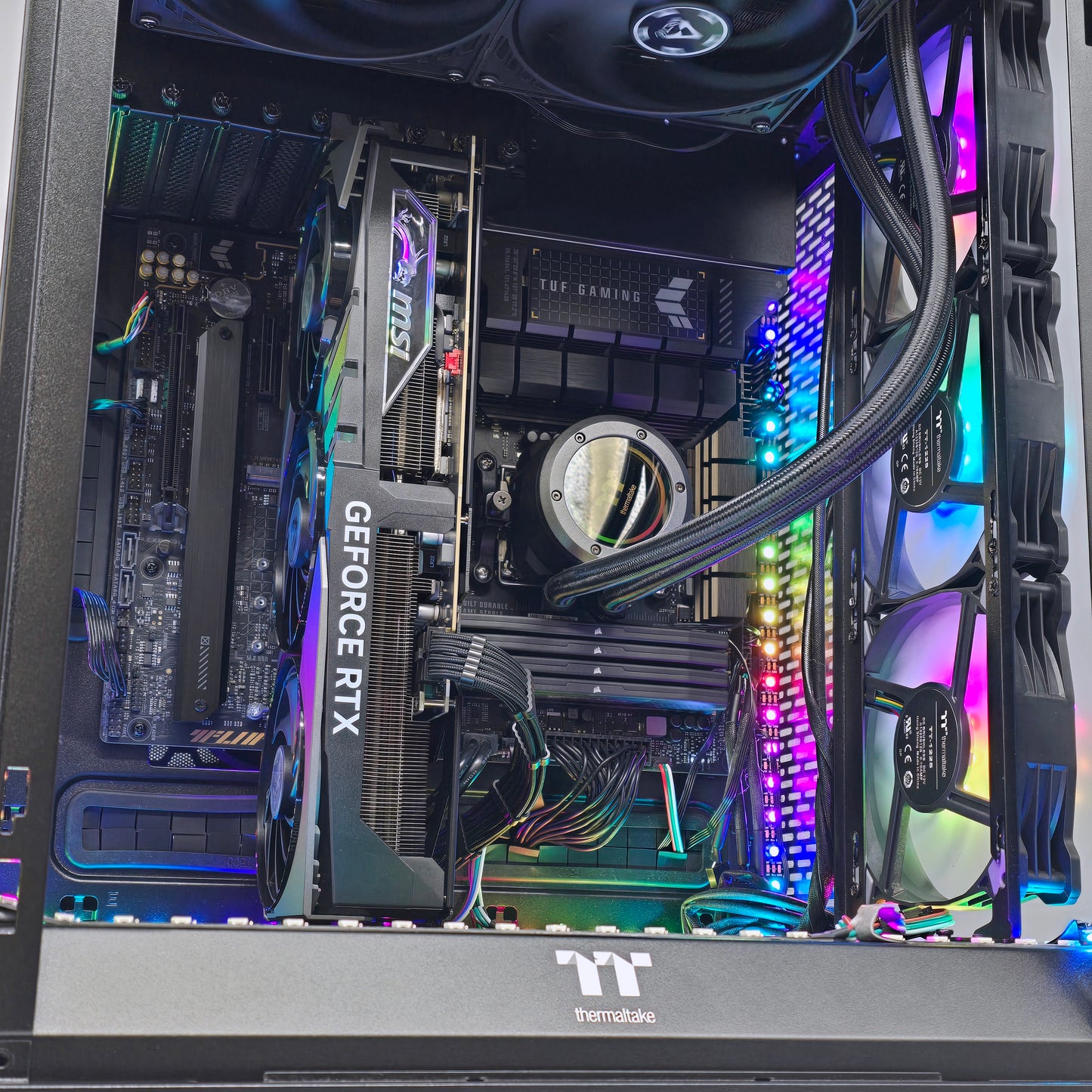 RTX 4090, Ryzen 7900X, 128GB DDR5, Thermaltake Tower Custom Liquid Cooled Gaming PC