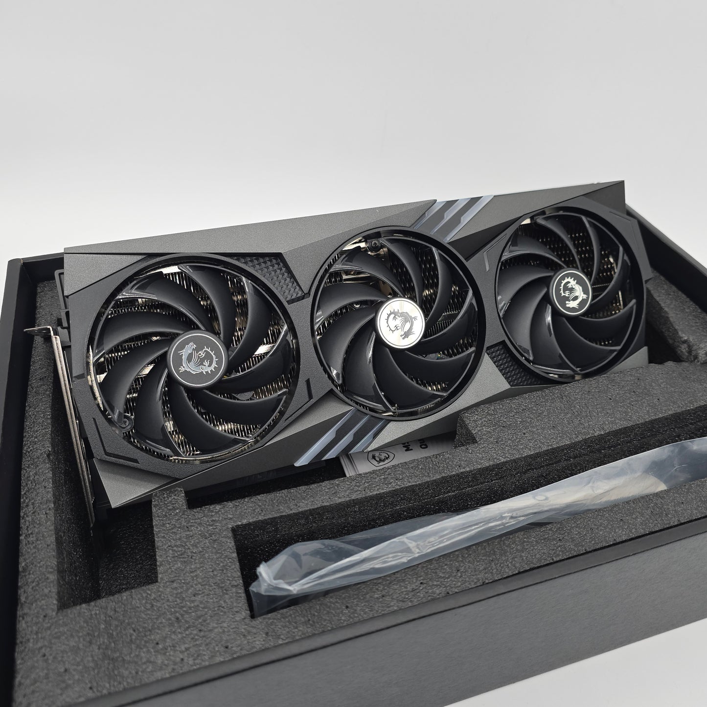 RTX 4090 MSI Gaming Trio 24GB, NVIDIA Gaming Graphics Card GPU