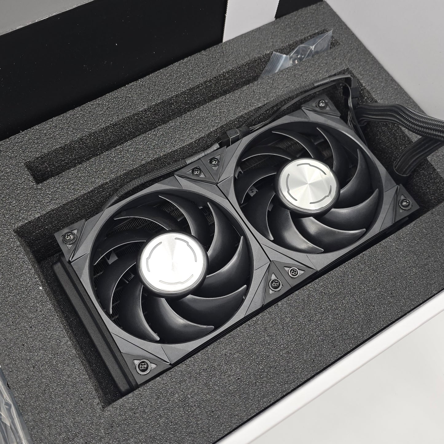 RTX 4090 MSI Suprim Liquid X 24GB, NVIDIA Gaming Graphics Card GPU