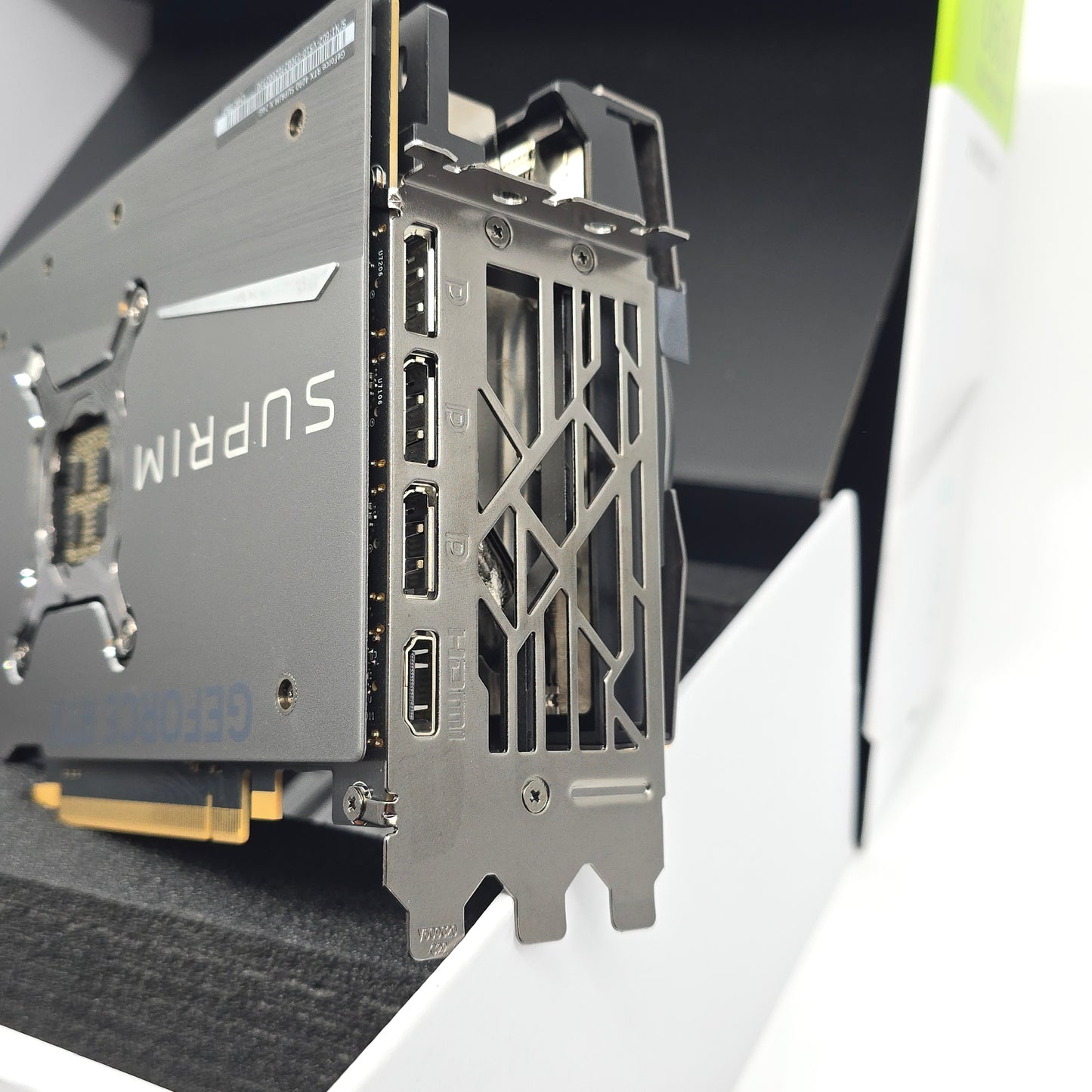 RTX 4090 MSI Suprim X Air 24GB, NVIDIA Gaming Graphics Card GPU
