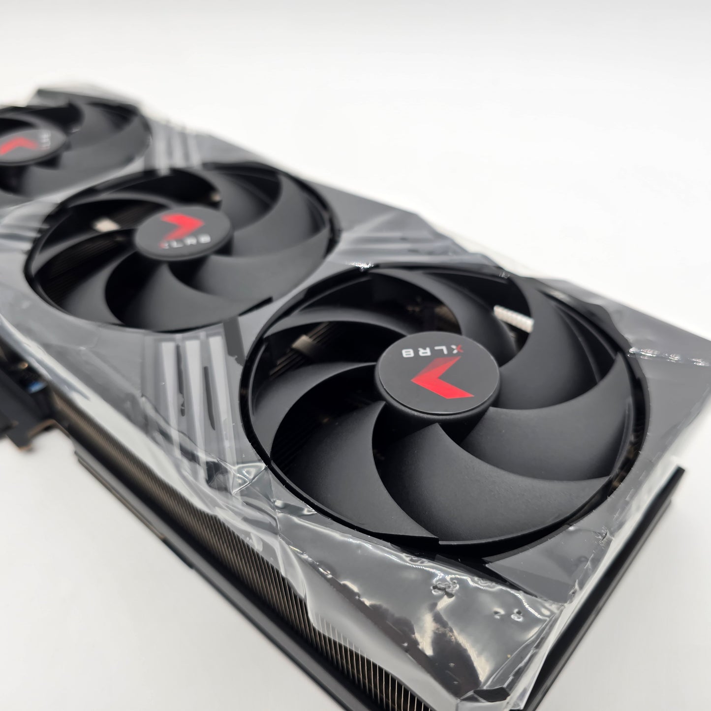 RTX 4090 PNY XLR8 Gaming VERTO EPIC-X RGB 24GB, NVIDIA Gaming Graphics Card GPU