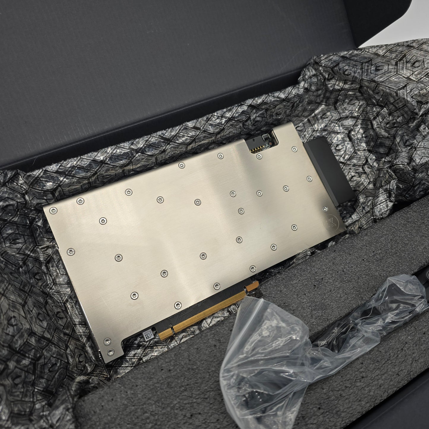 RTX 4090 Zotac Amp Airo 24GB + EK Pro Nickel-Inox Waterblock, NVIDIA Gaming Graphics Card GPU