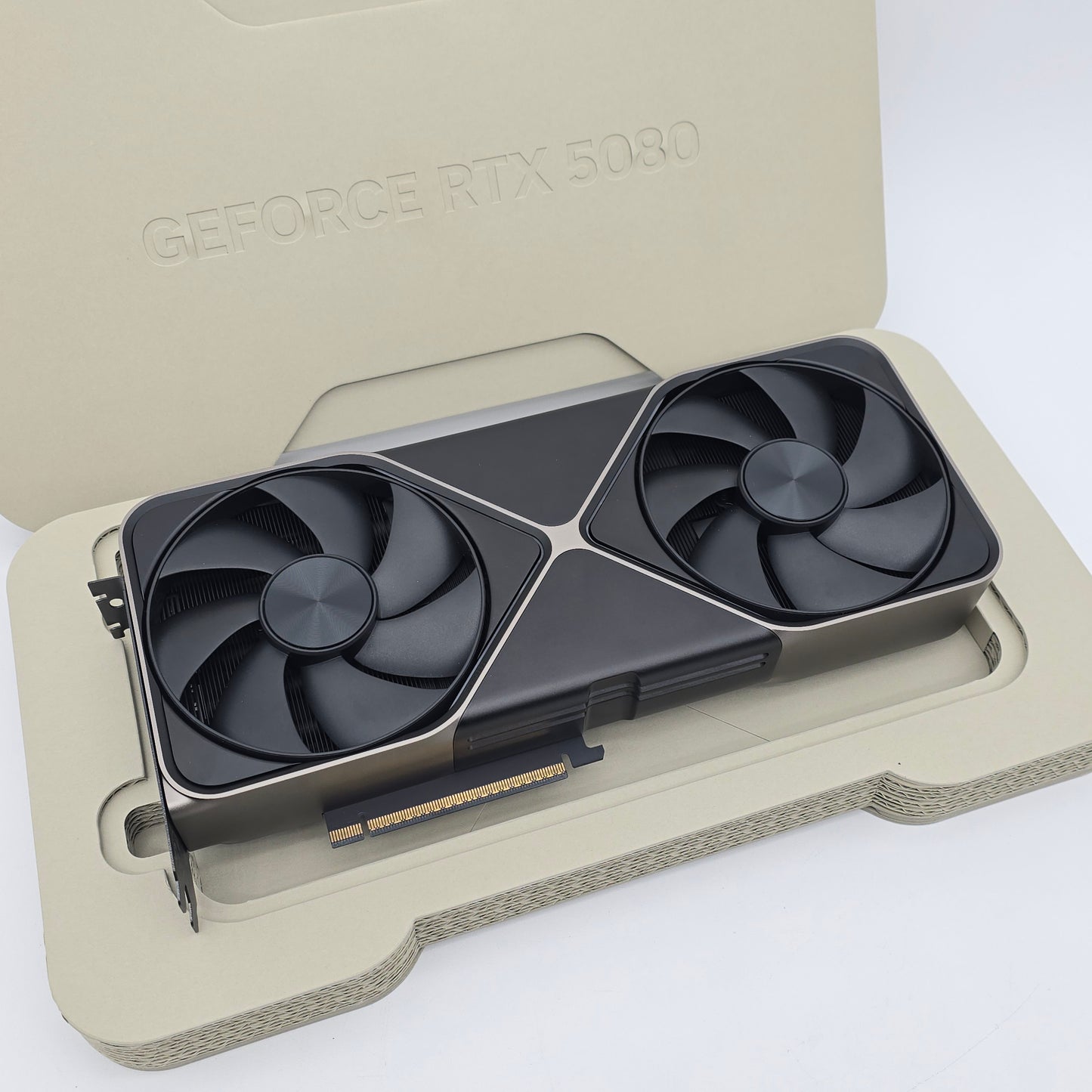 RTX 5080 Founders Edition FE 16GB, NVIDIA Gaming Graphics Card GPU