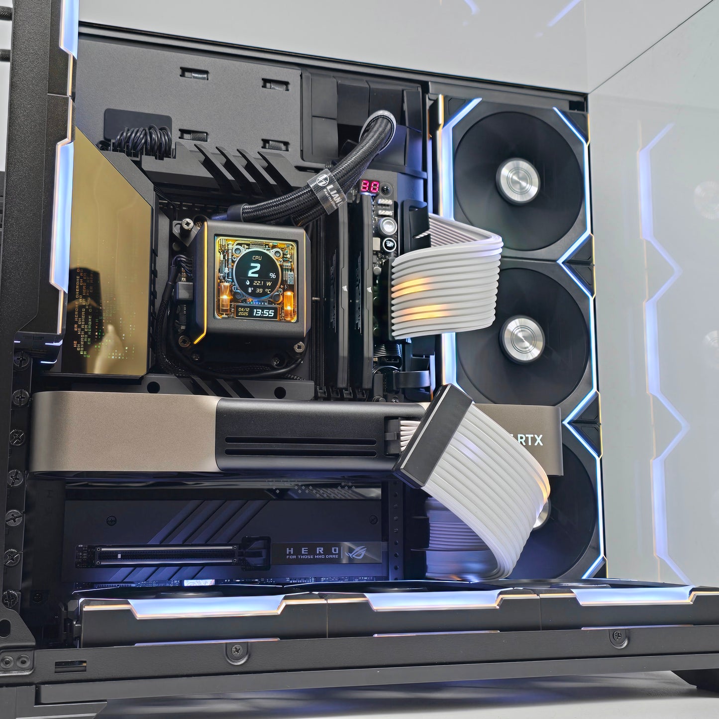 RTX 5080, Ryzen 9800X3D, 64GB DDR5, Custom LCD Liquid Cooled Gaming PC