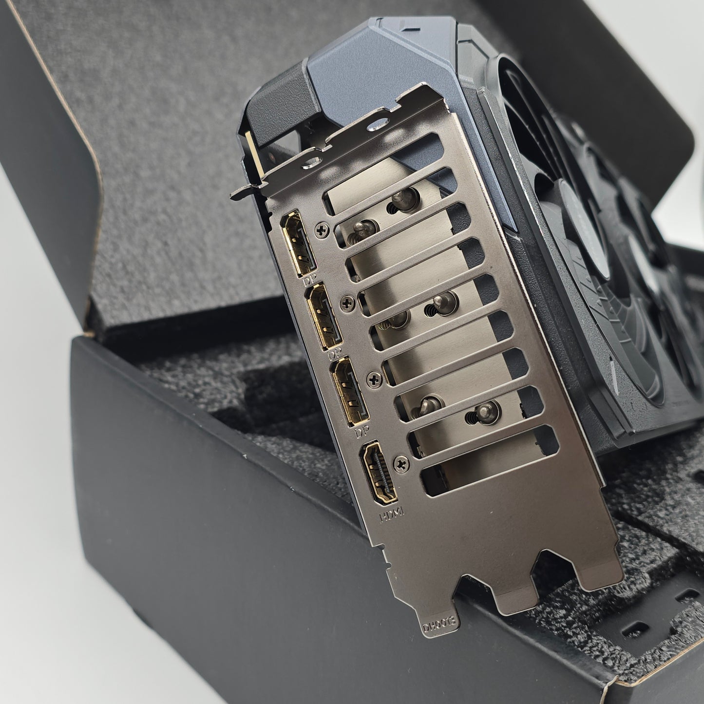 RTX 5080 Gigabyte Gaming OC 16GB, NVIDIA Gaming Graphics Card GPU