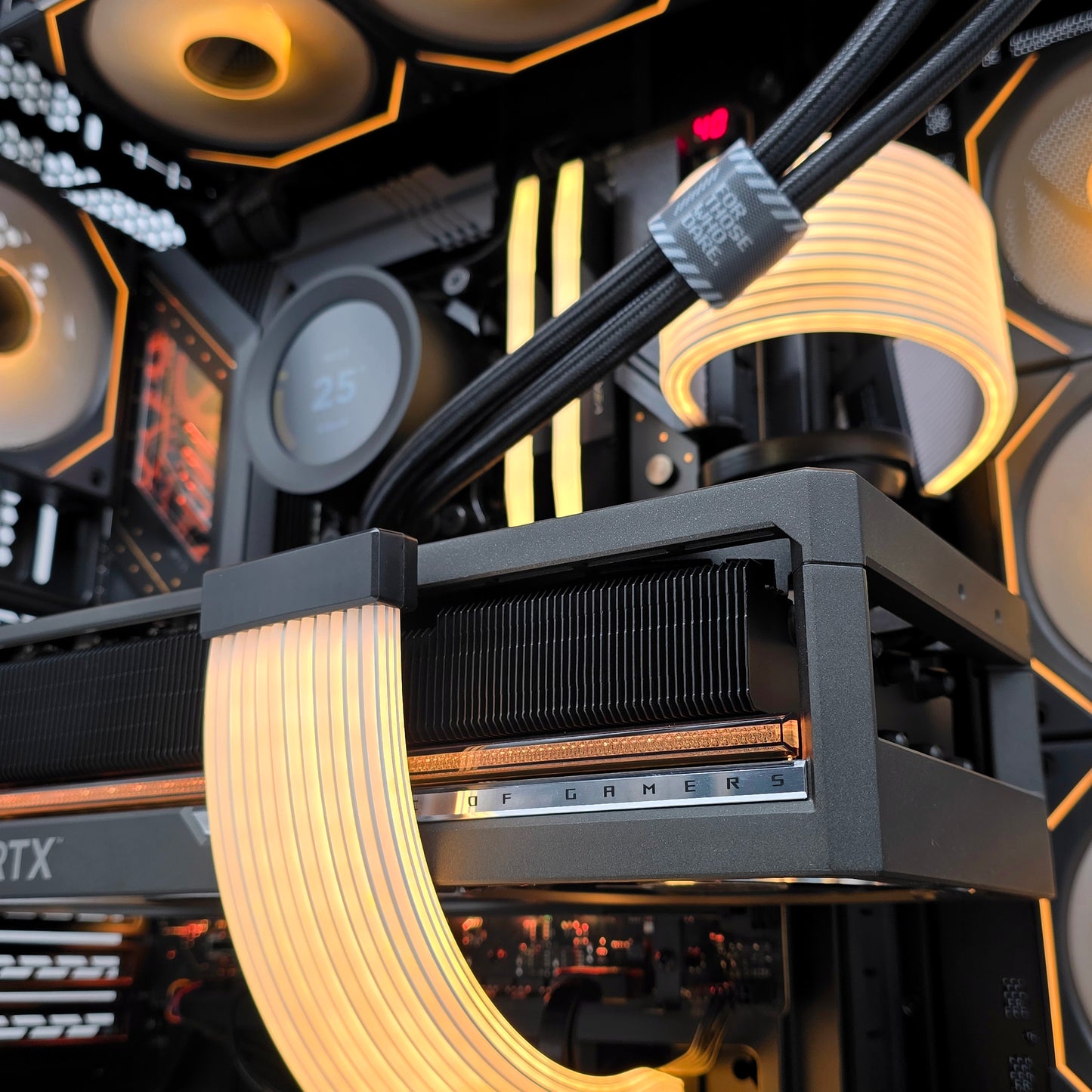 RTX 5080 ROG ASTRAL, Ryzen 9800X3D, 64GB DDR5, 4TB NVMe, Custom Liquid Cooled Gaming PC