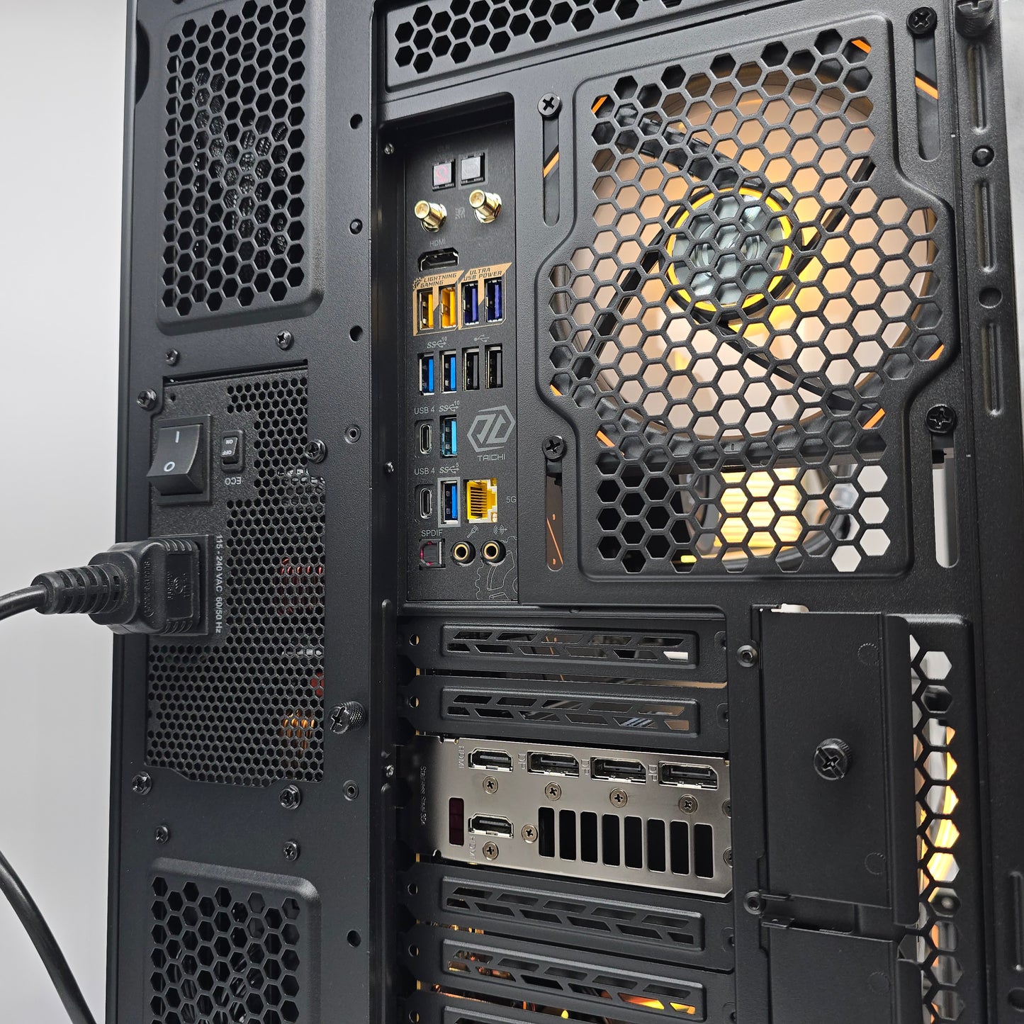 RTX 5080 ROG ASTRAL, Ryzen 9800X3D, 64GB DDR5, 4TB NVMe, Custom Liquid Cooled Gaming PC