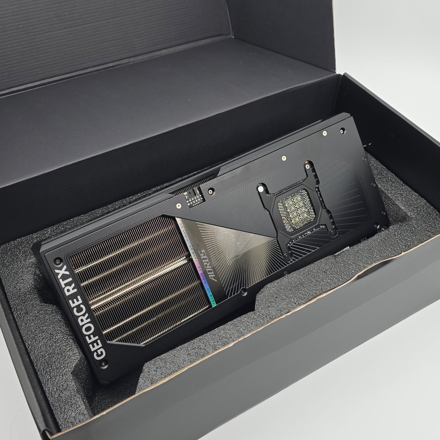 RTX 5090 Gigabyte Aorus Master 32GB, NVIDIA Gaming Graphics Card GPU