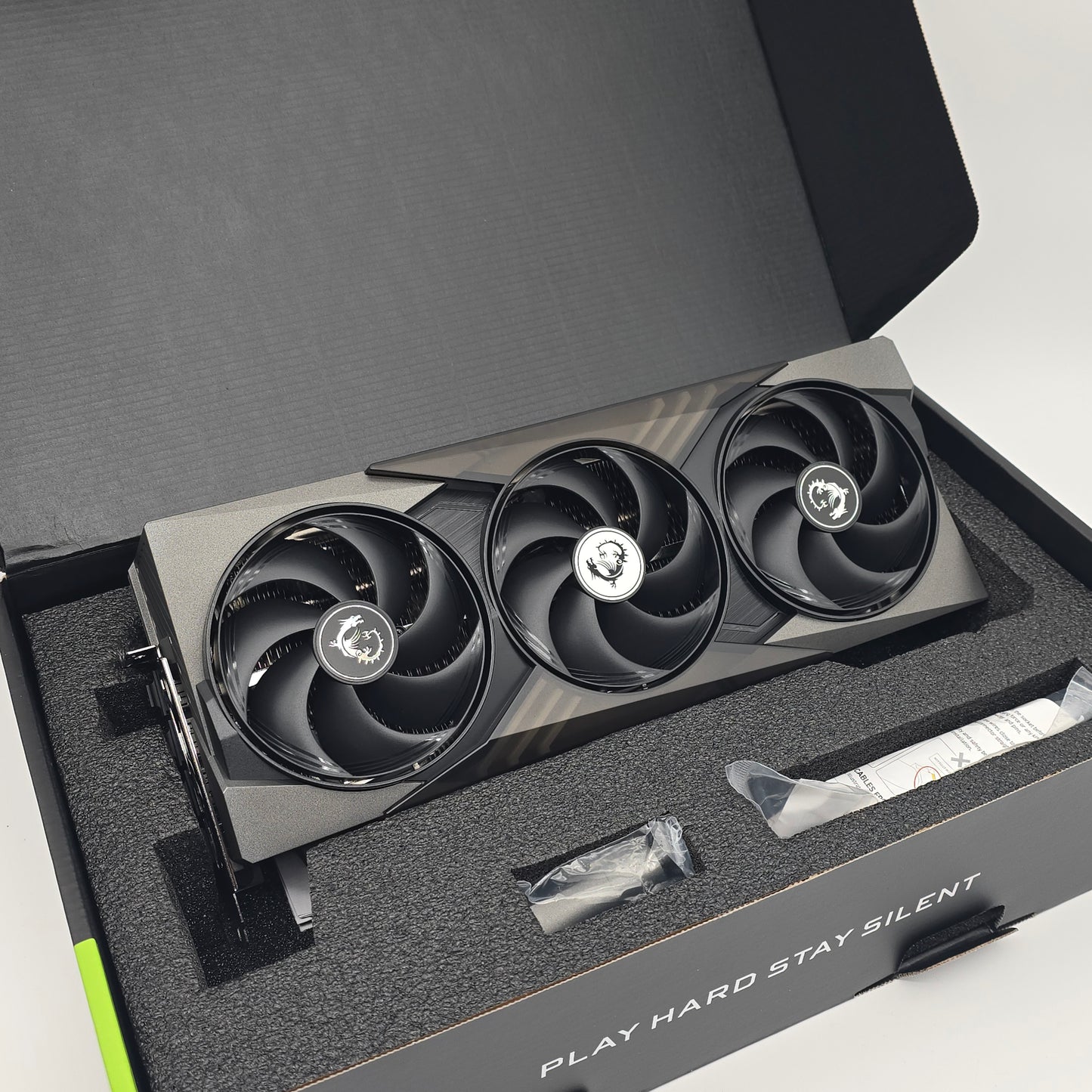 RTX 5090 MSI Gaming Trio OC 32GB, NVIDIA Gaming Graphics Card GPU