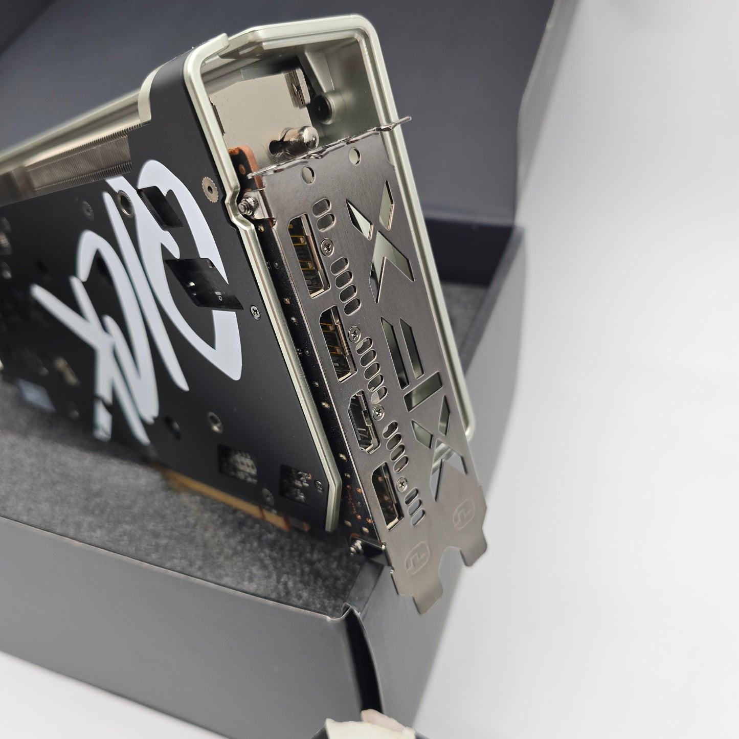 RX 6750XT XFX QUICK319 12GB, AMD Radeon Gaming Graphics Card GPU