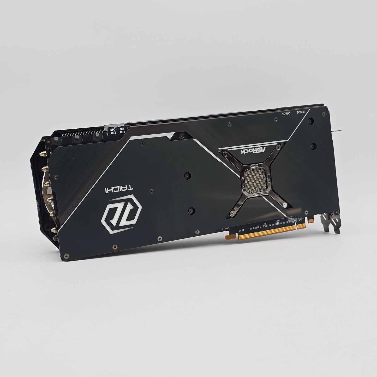 RX 6800 XT ASRock Taichi X OC 16GB, AMD Radeon Gaming Graphics Card GPU
