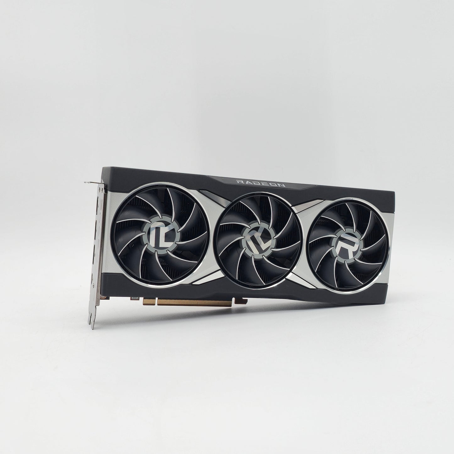 RX 6900 XT Reference Edition 16GB, AMD Radeon Gaming Graphics Card GPU, 6900XT