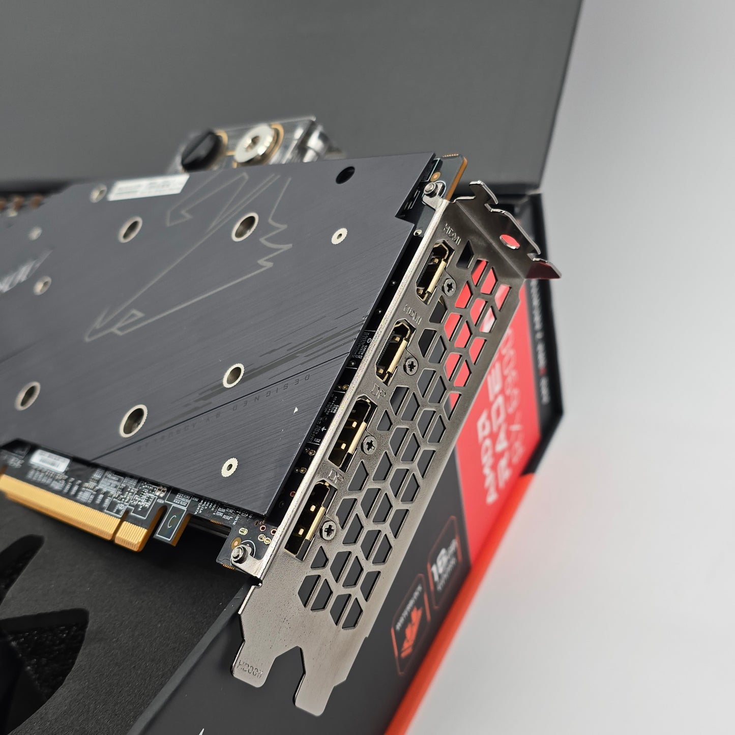 RX 6900 XT Gigabyte Xtreme 16GB, AMD Radeon Gaming Graphics Card GPU