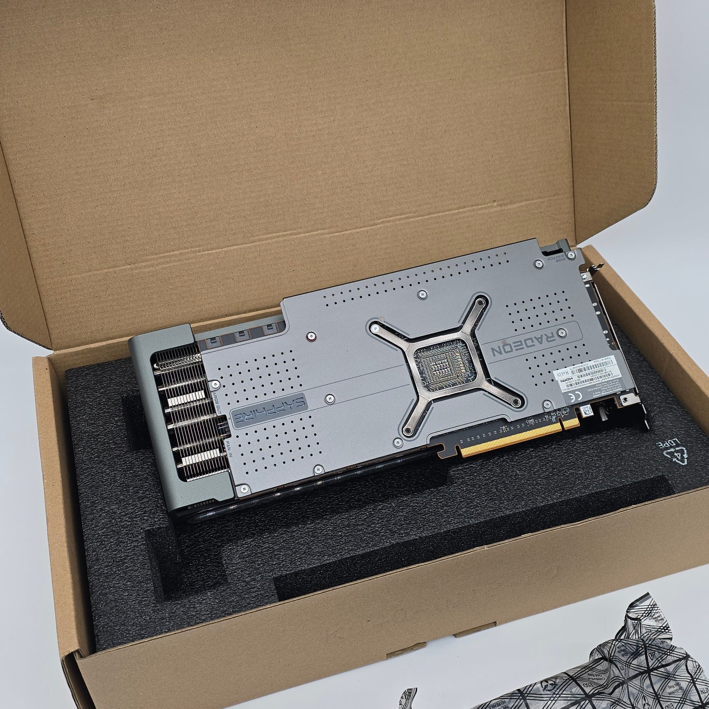 RX 7900 XTX Sapphire Nitro+ 24GB, AMD Radeon Gaming Graphics Card GPU
