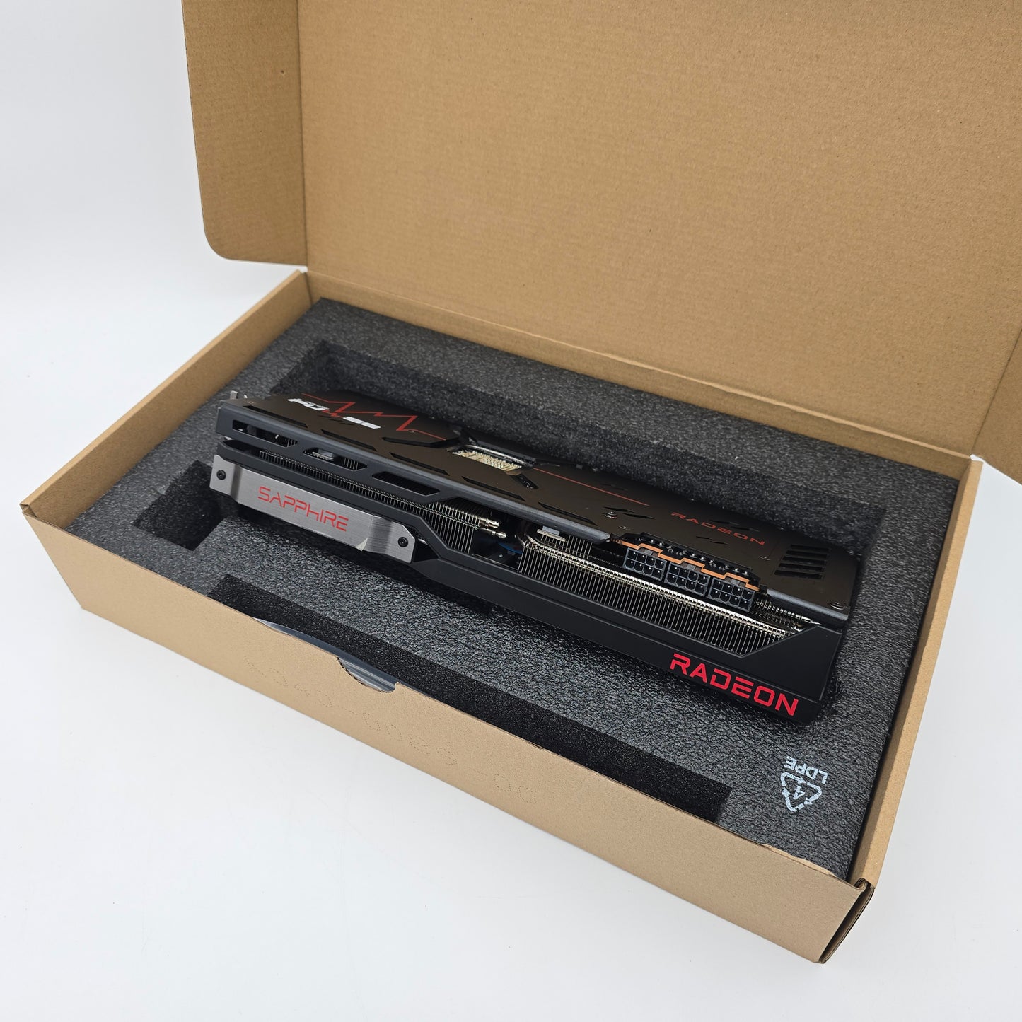 RX 7900 XTX Sapphire Pulse 24GB, AMD Radeon Gaming Graphics Card GPU, 7900XTX