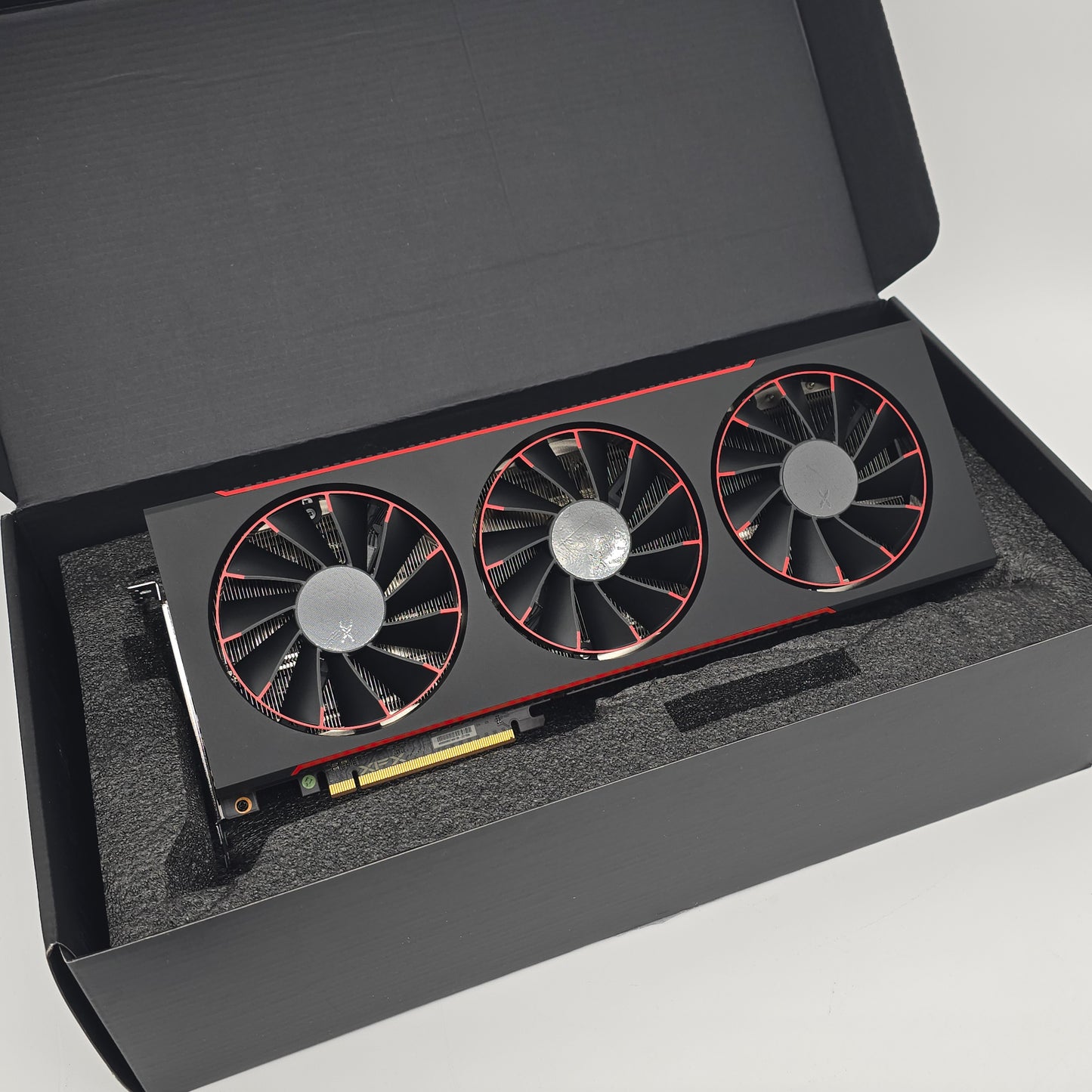 RX 7900 XTX XFX Magnetic Air 24GB, AMD Radeon Gaming Graphics Card GPU