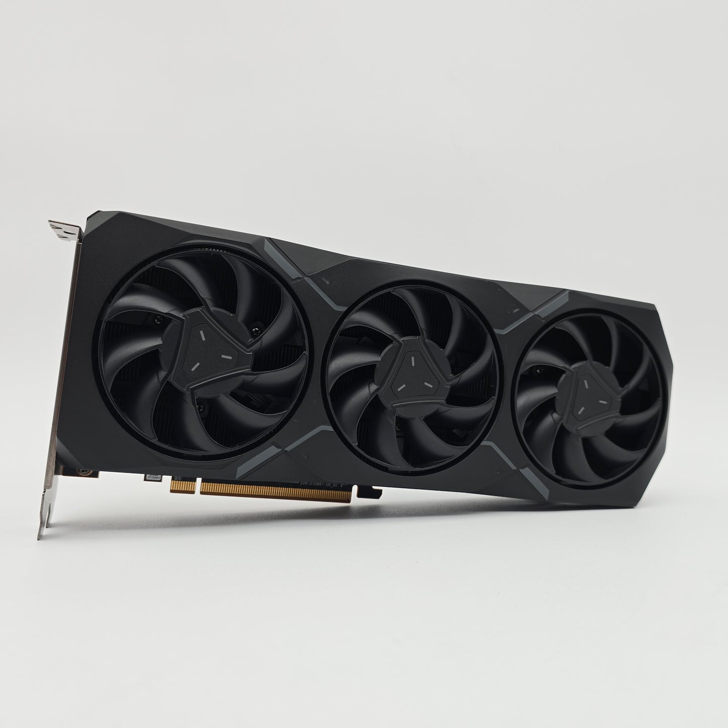 RX 7900XT Reference Edition/Powercolor 20GB, AMD Radeon Gaming Graphics Card GPU