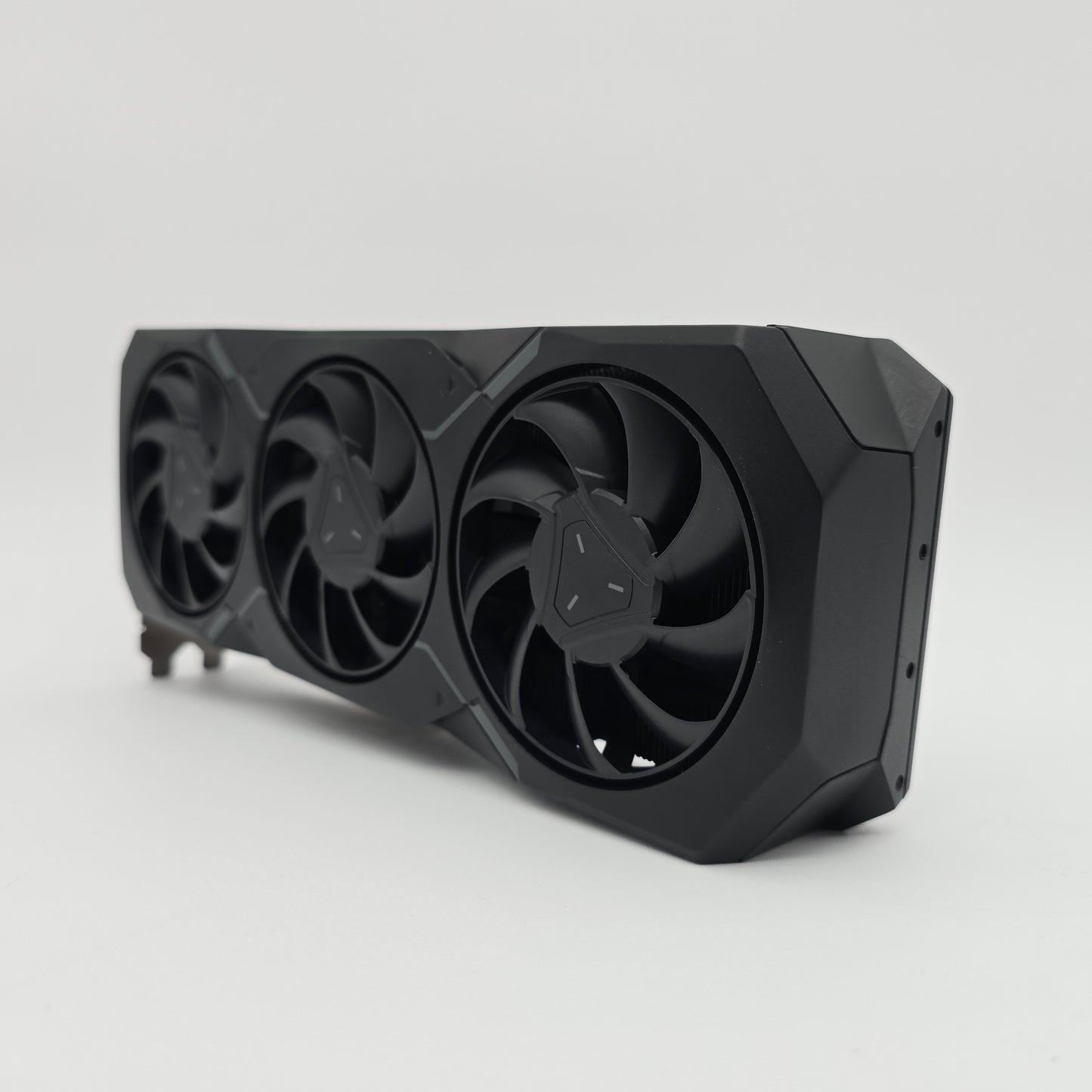 RX 7900XT Reference Edition/Powercolor 20GB, AMD Radeon Gaming Graphics Card GPU